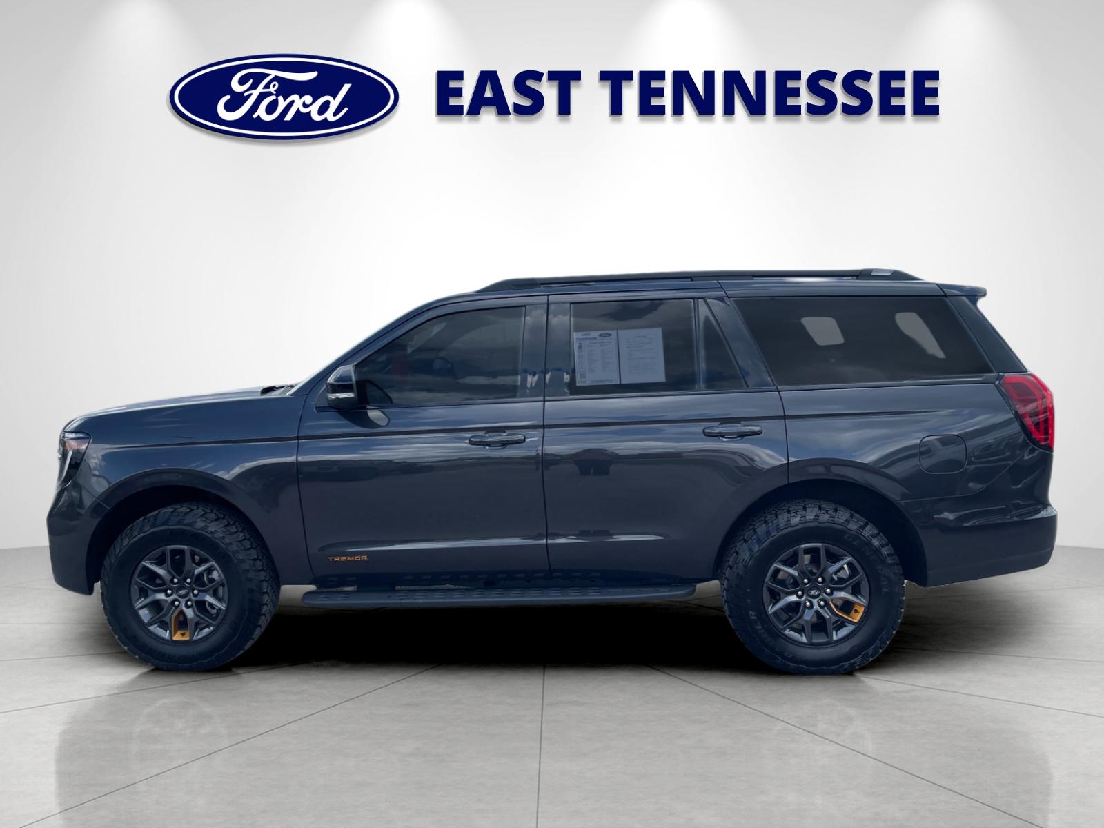 Used 2025 Gray Ford Tremor image 6