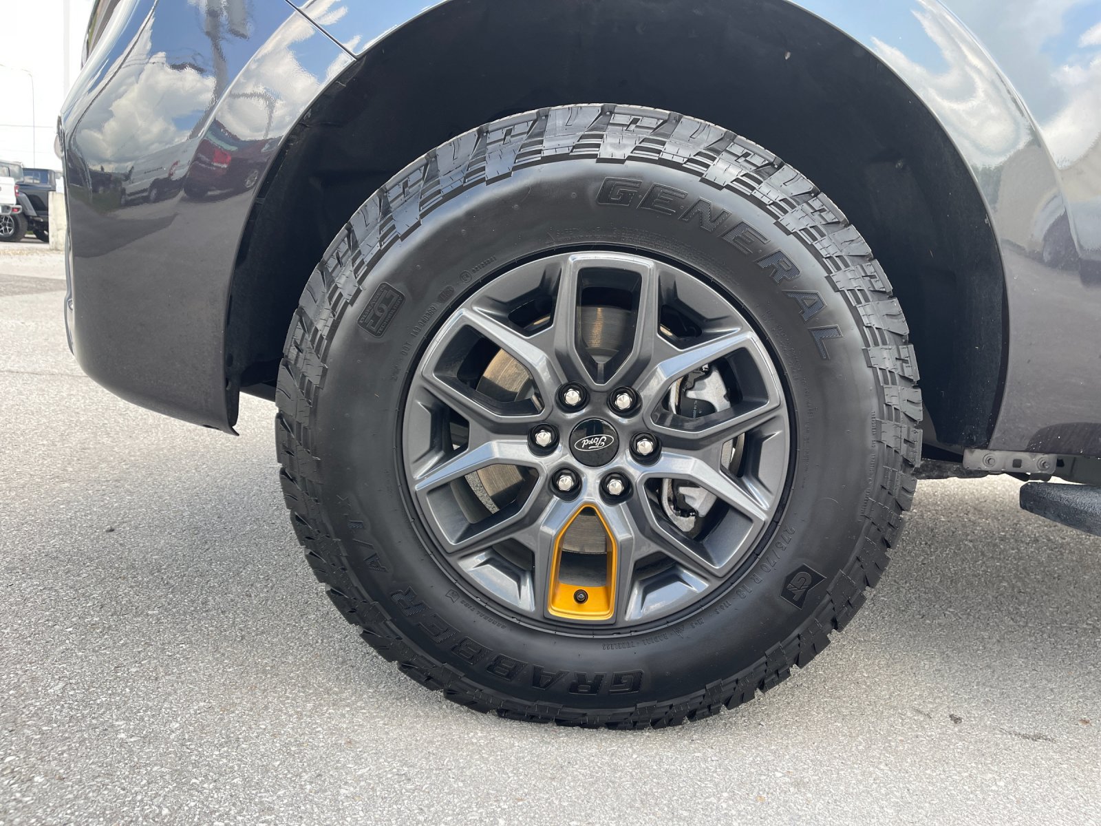 Used 2025 Gray Ford Tremor image 33