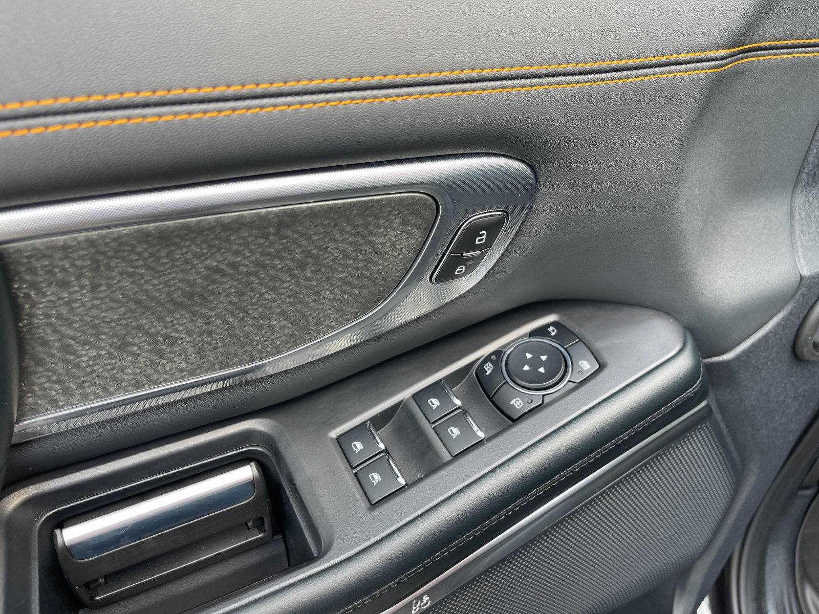 Used 2025 Gray Ford Tremor image 13