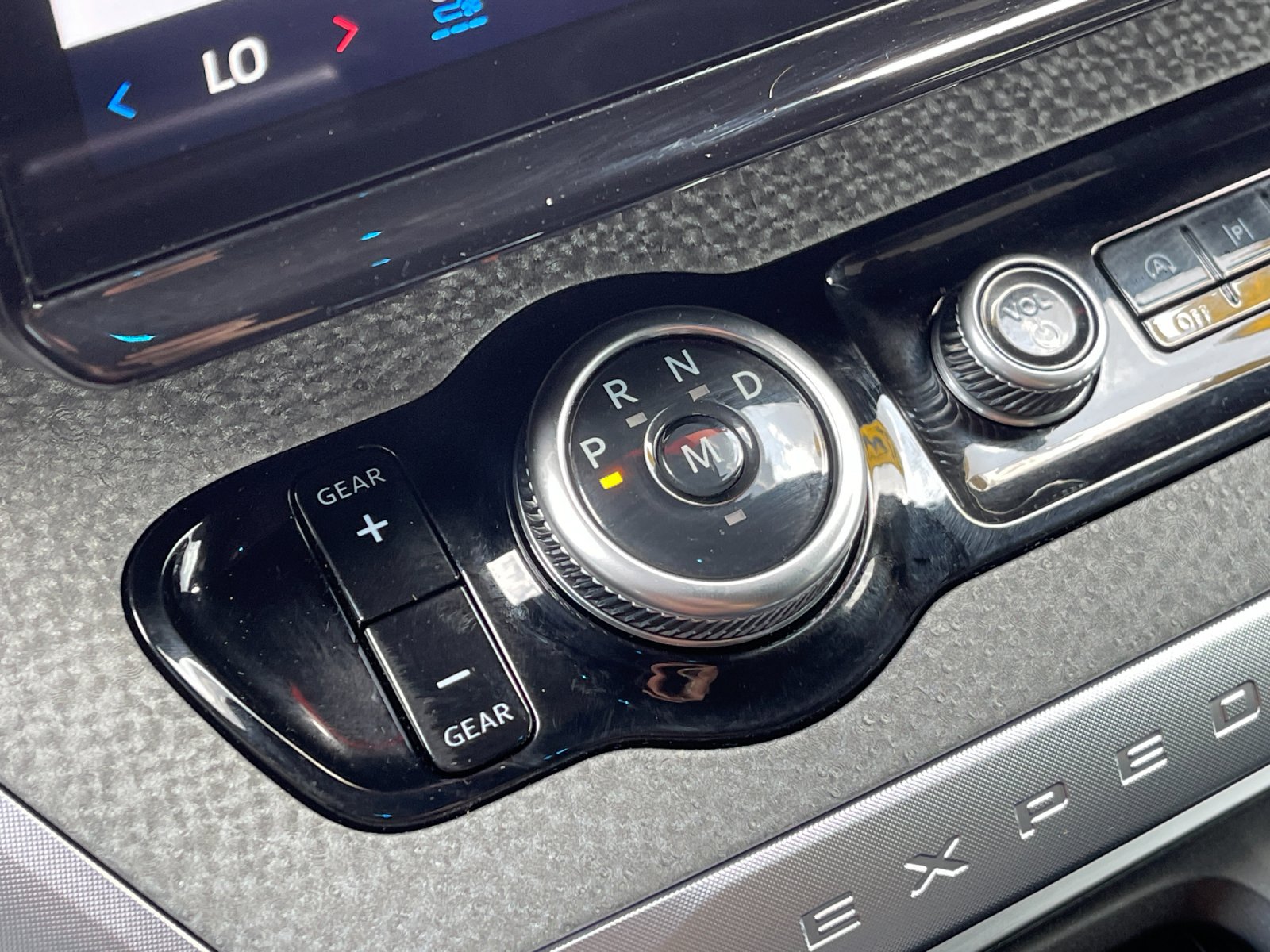 Used 2025 Gray Ford Tremor image 25