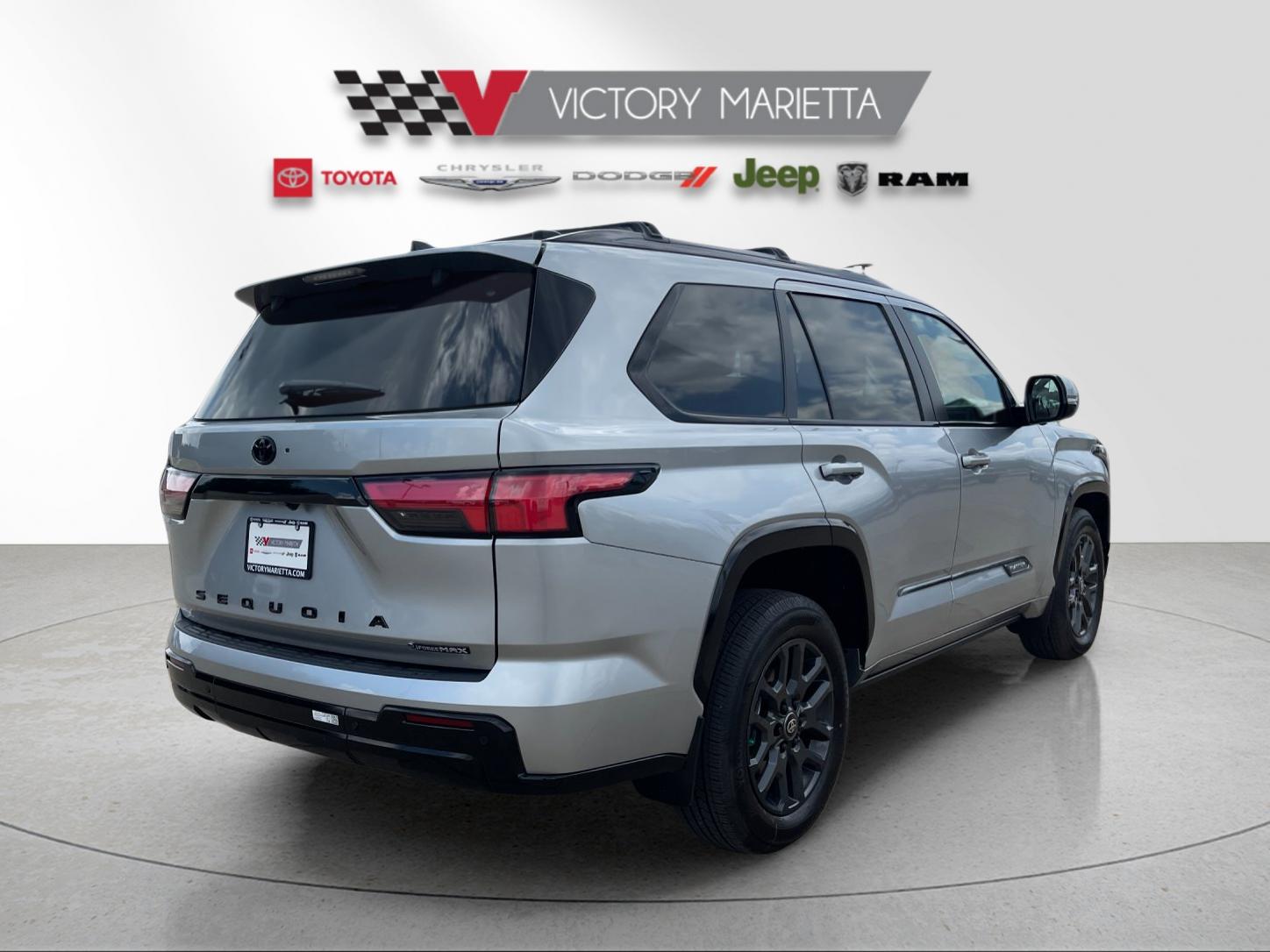 2026 Toyota Sequoia Platinum - Photo 5
