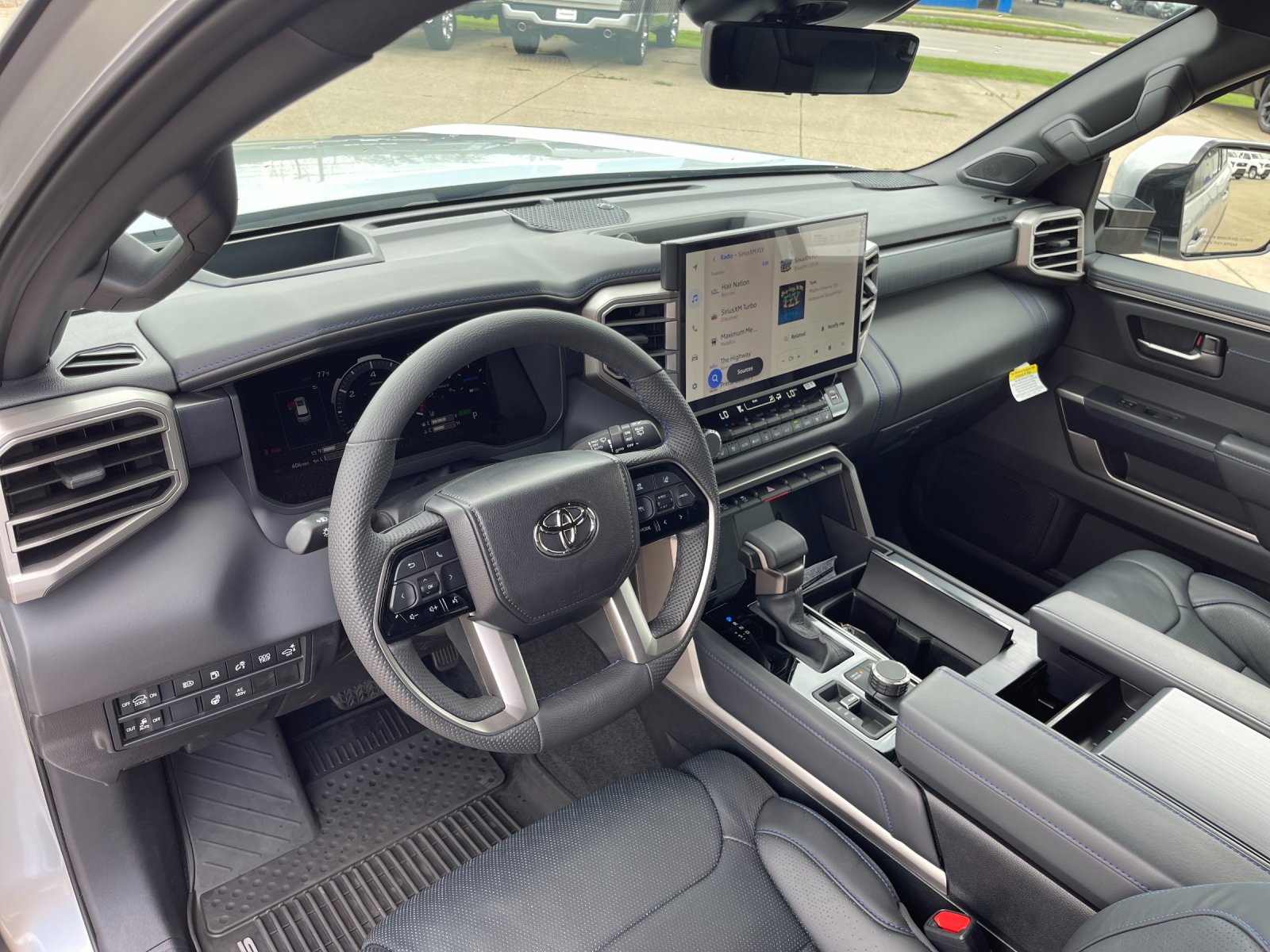 2026 Toyota Sequoia Platinum - Photo 10