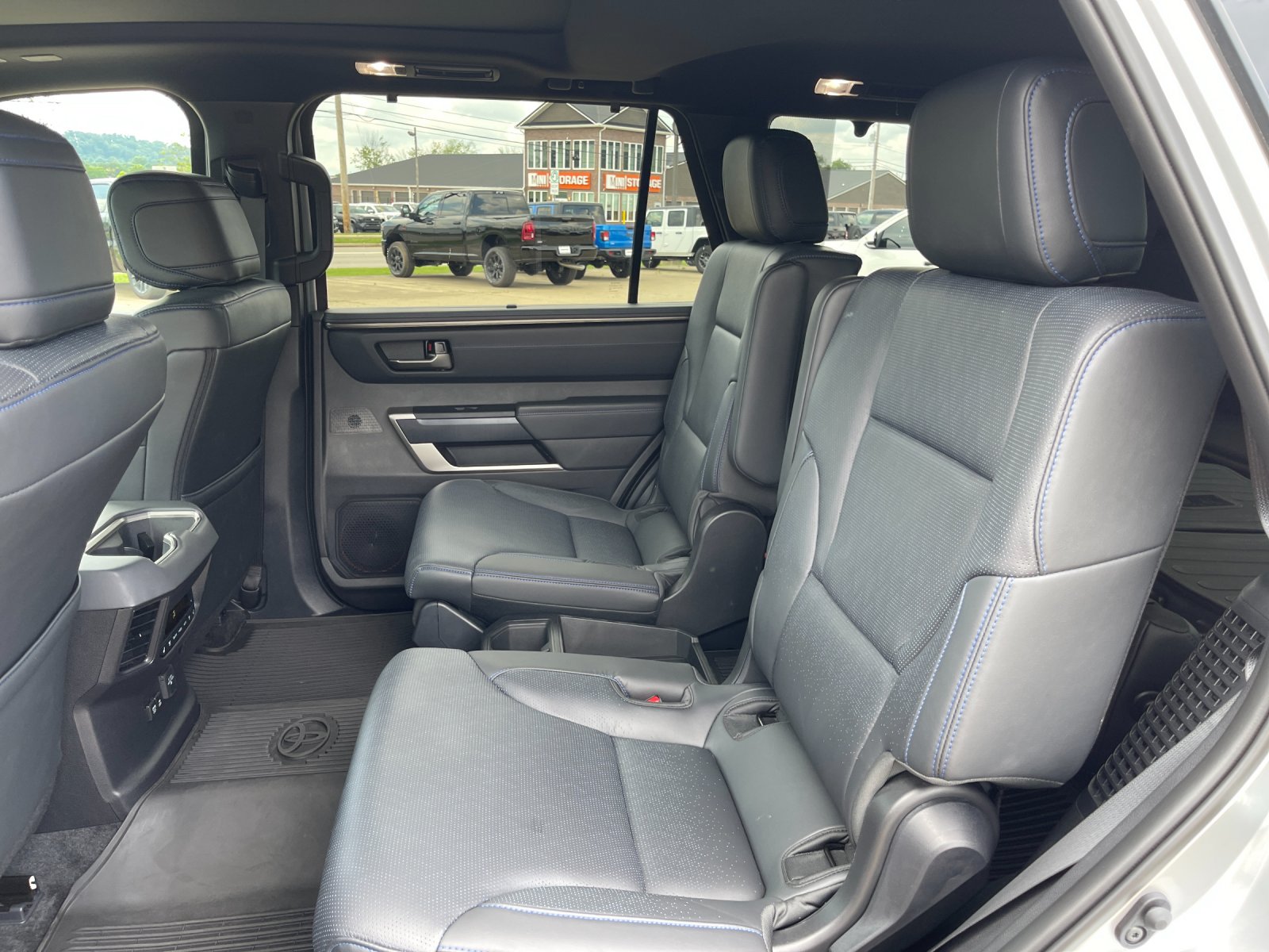 2026 Toyota Sequoia Platinum - Photo 13