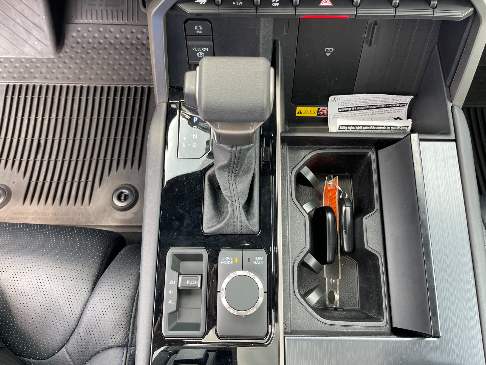 2026 Toyota Sequoia Platinum - Photo 26