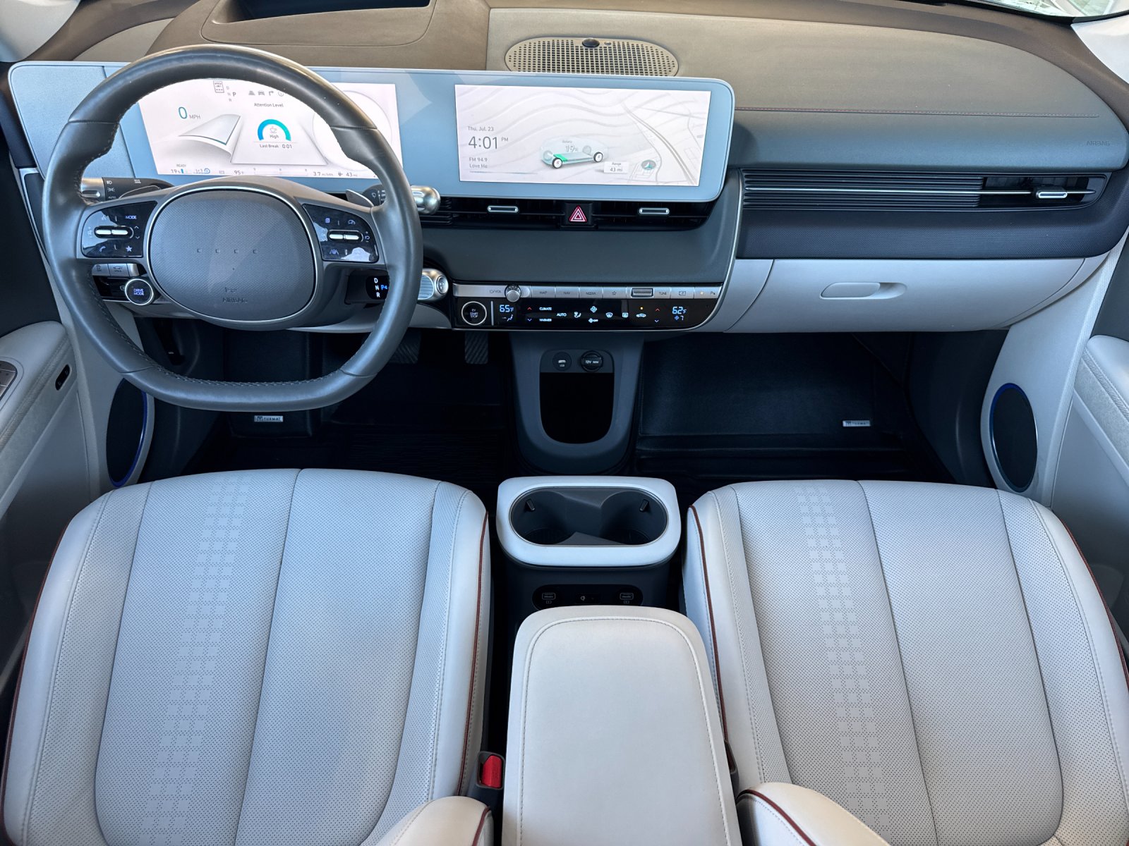 Certified Used 2023 Green Hyundai Limited image 12