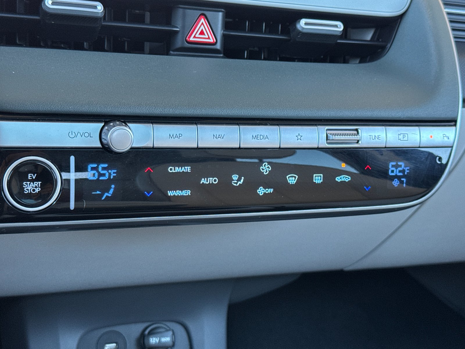 Certified Used 2023 Green Hyundai Limited image 20
