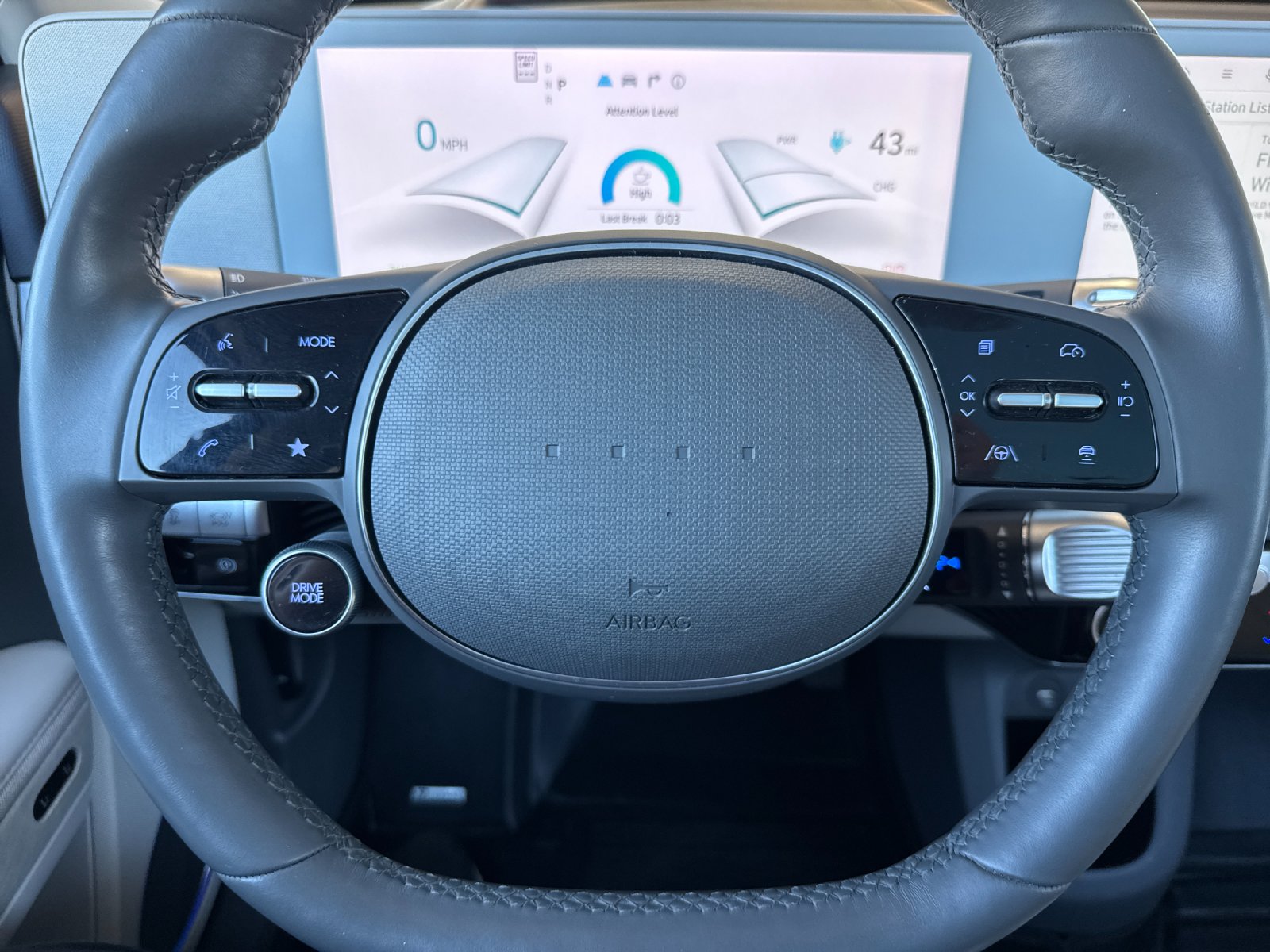 Certified Used 2023 Green Hyundai Limited image 23