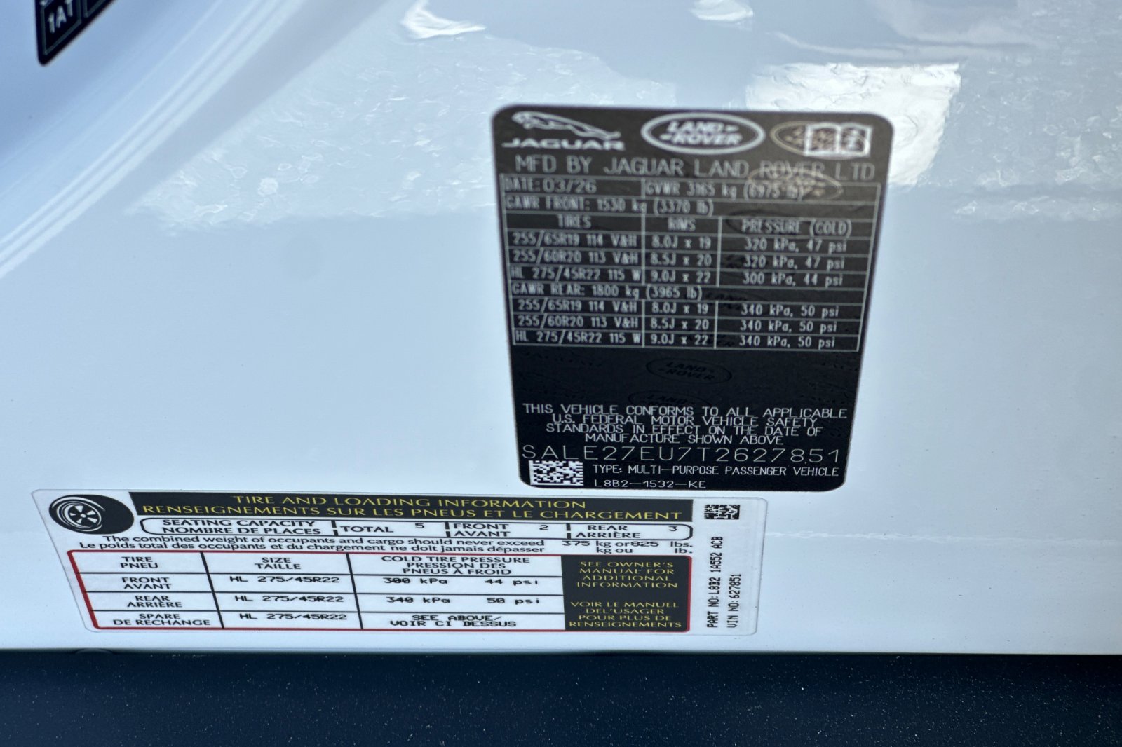 New 2026 Fuji White Land Rover X-Dynamic SE image 28