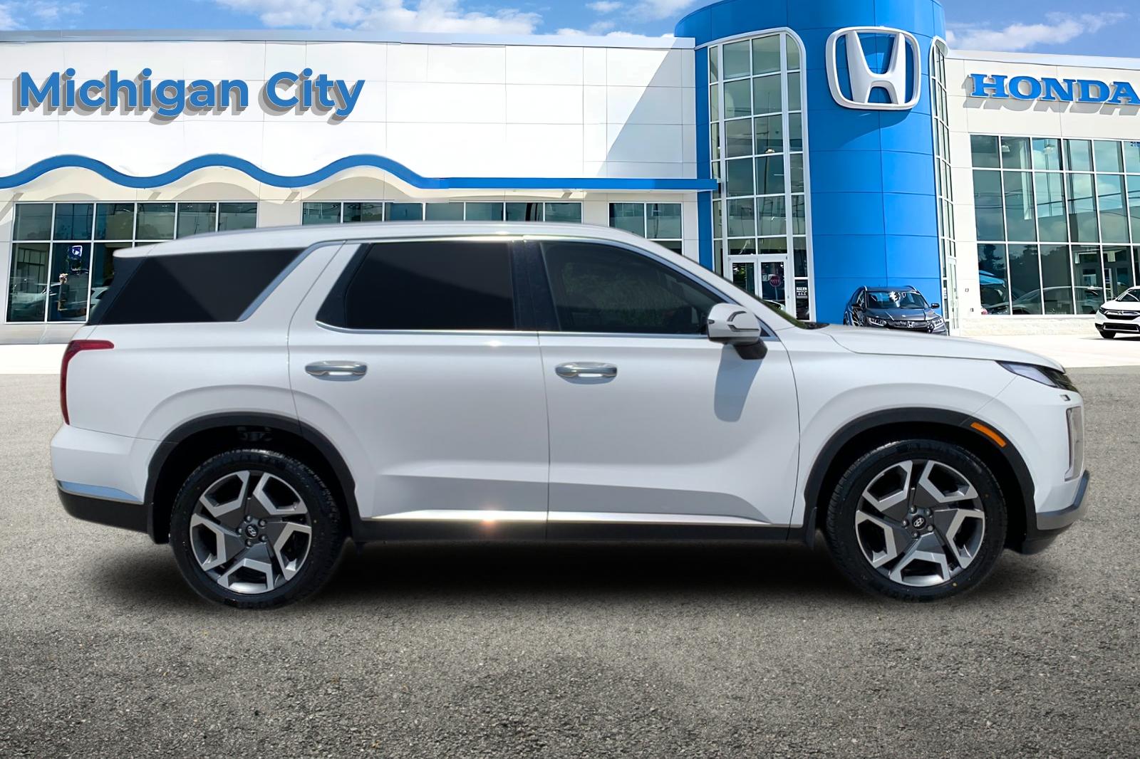 Used 2024 White Hyundai Limited image 6