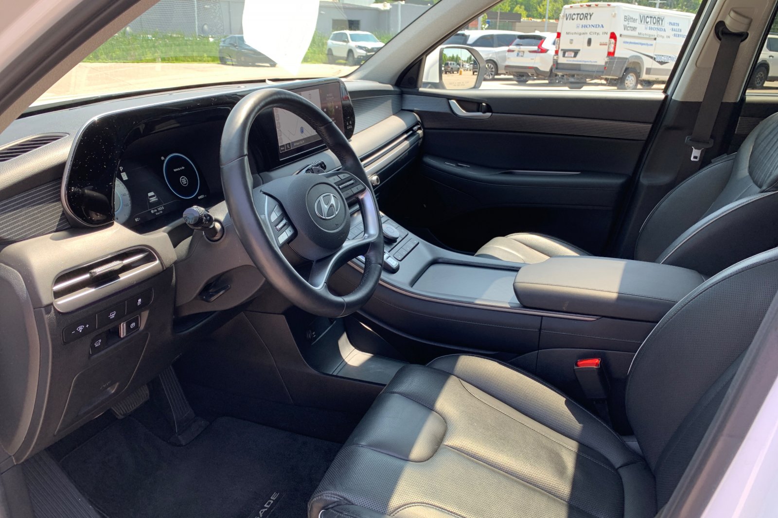 Used 2024 White Hyundai Limited image 11