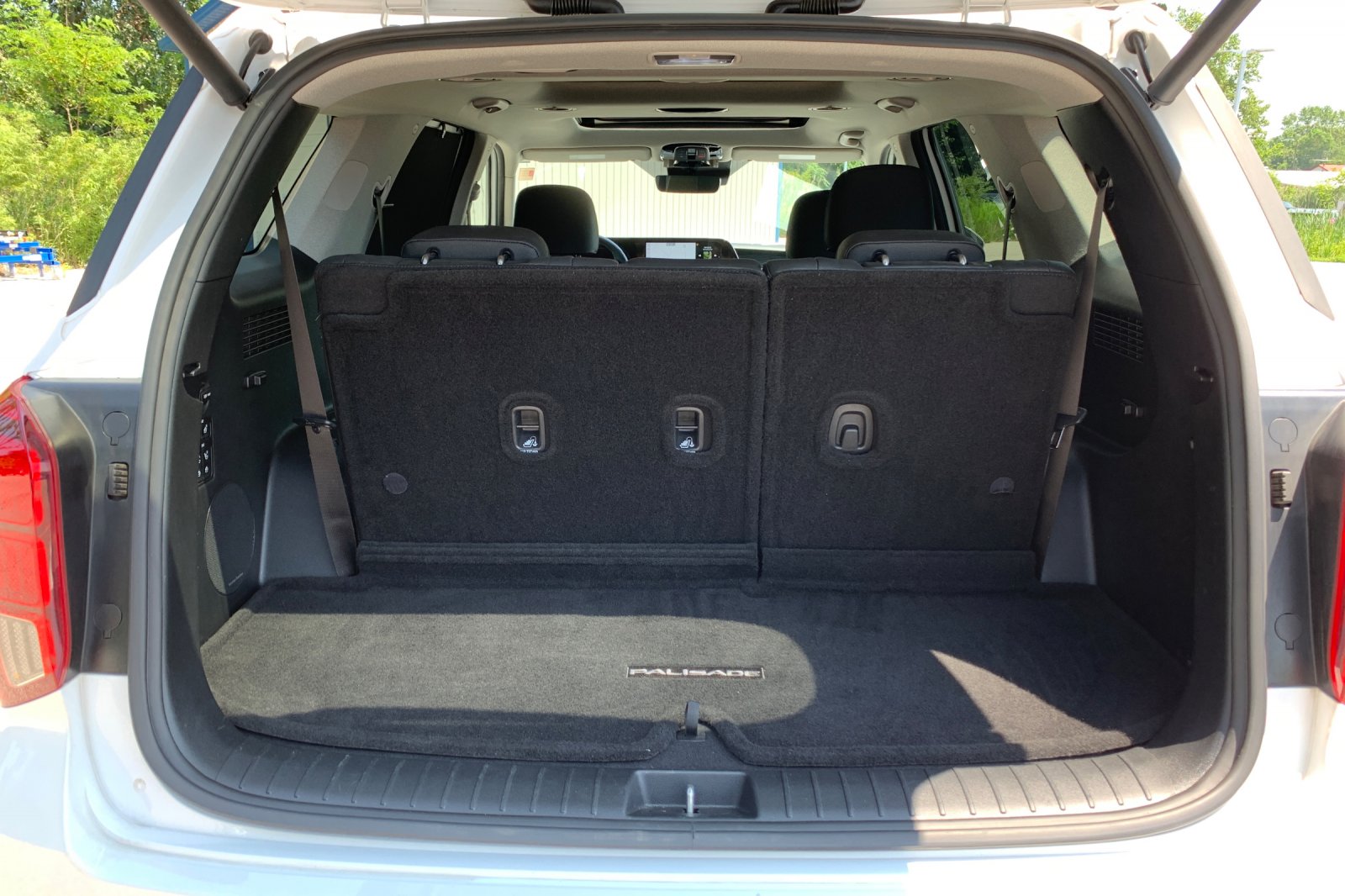 Used 2024 White Hyundai Limited image 19