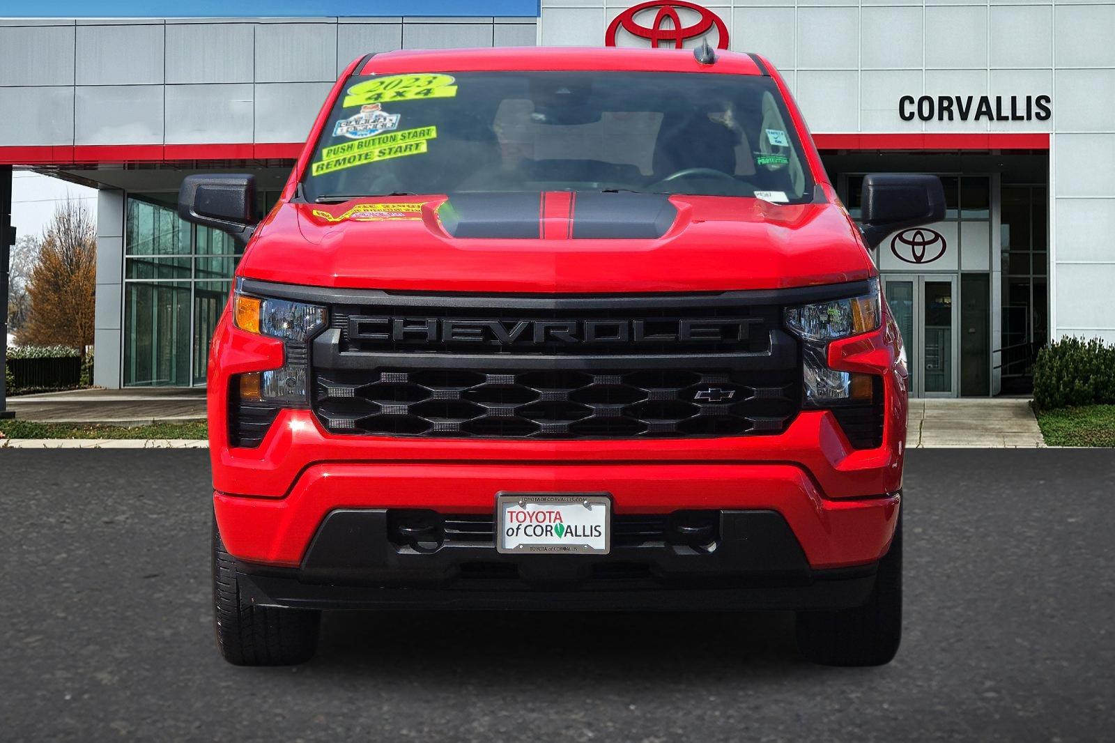 Used 2023 Red Chevrolet Custom image 9