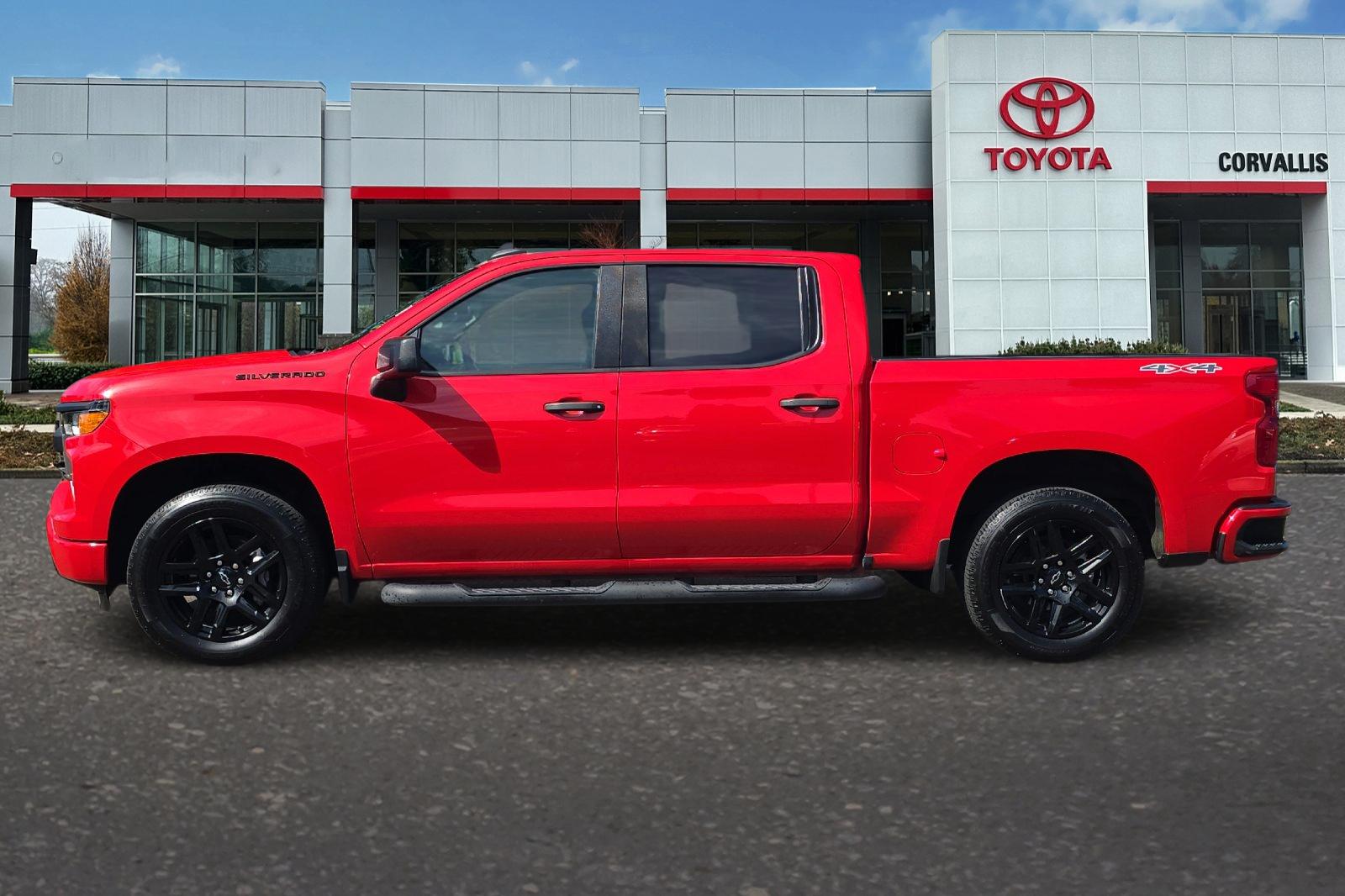 Used 2023 Red Chevrolet Custom image 7