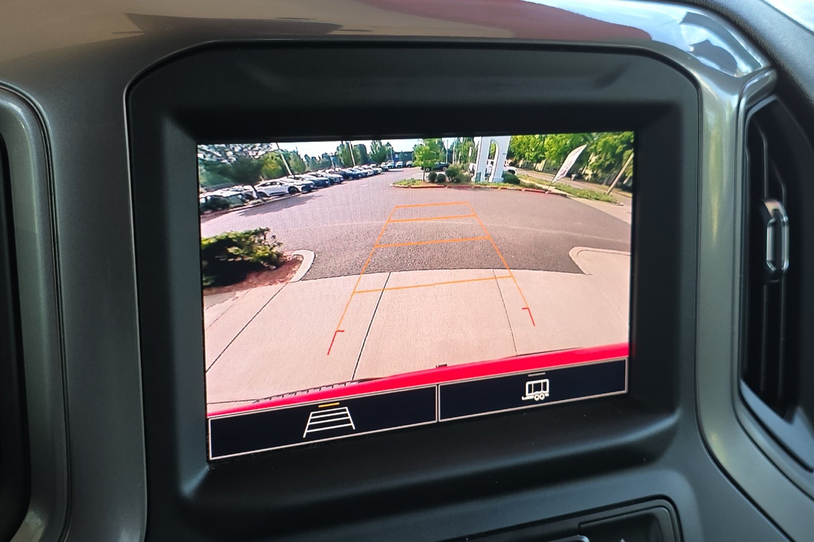 Used 2023 Red Chevrolet Custom image 18