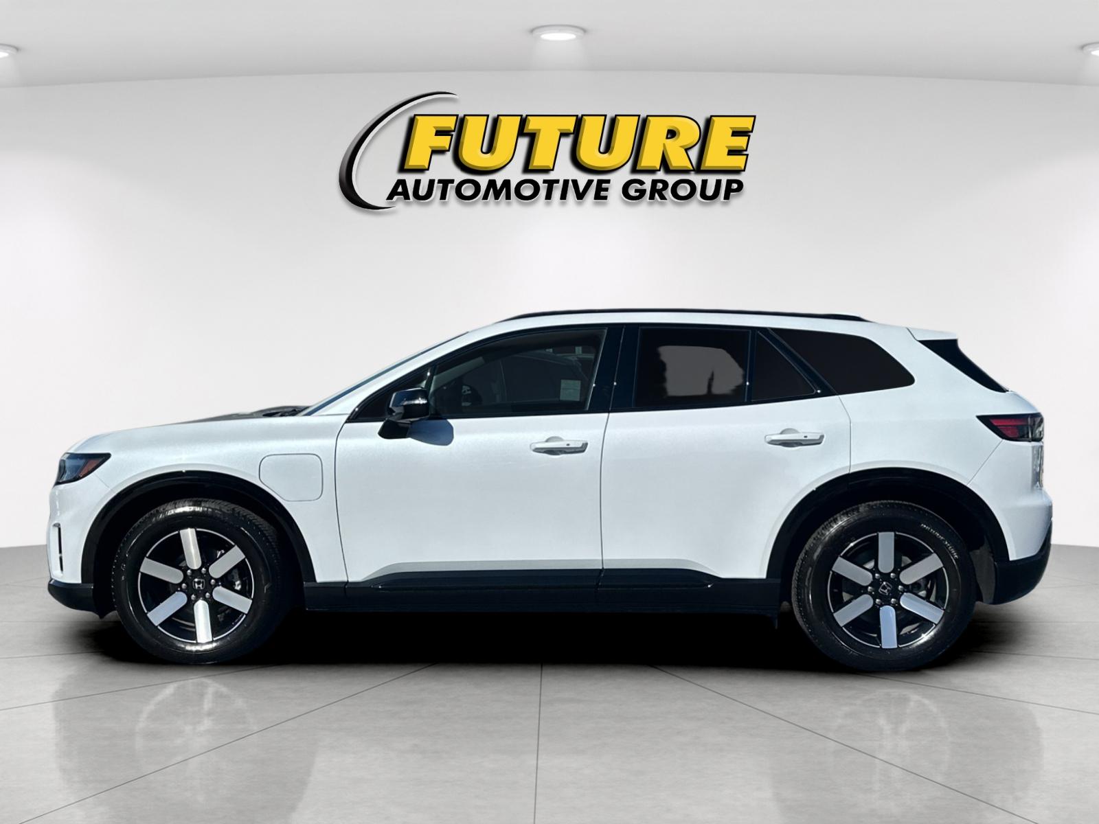 Used 2026 White Honda Touring image 6