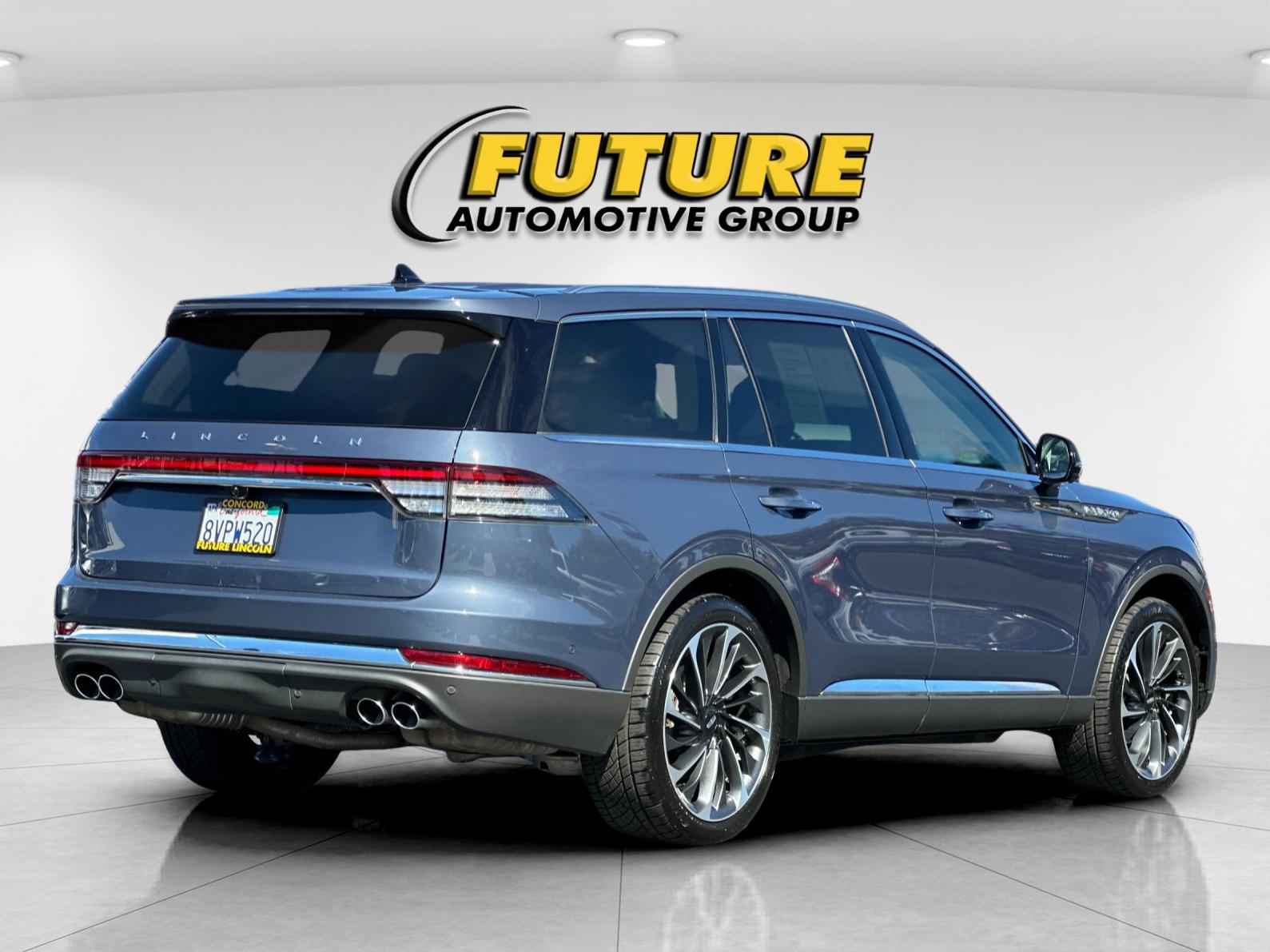 Used 2021 Blue Lincoln Reserve image 3