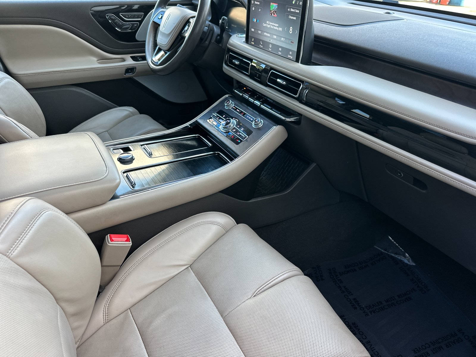 Used 2021 Blue Lincoln Reserve image 16