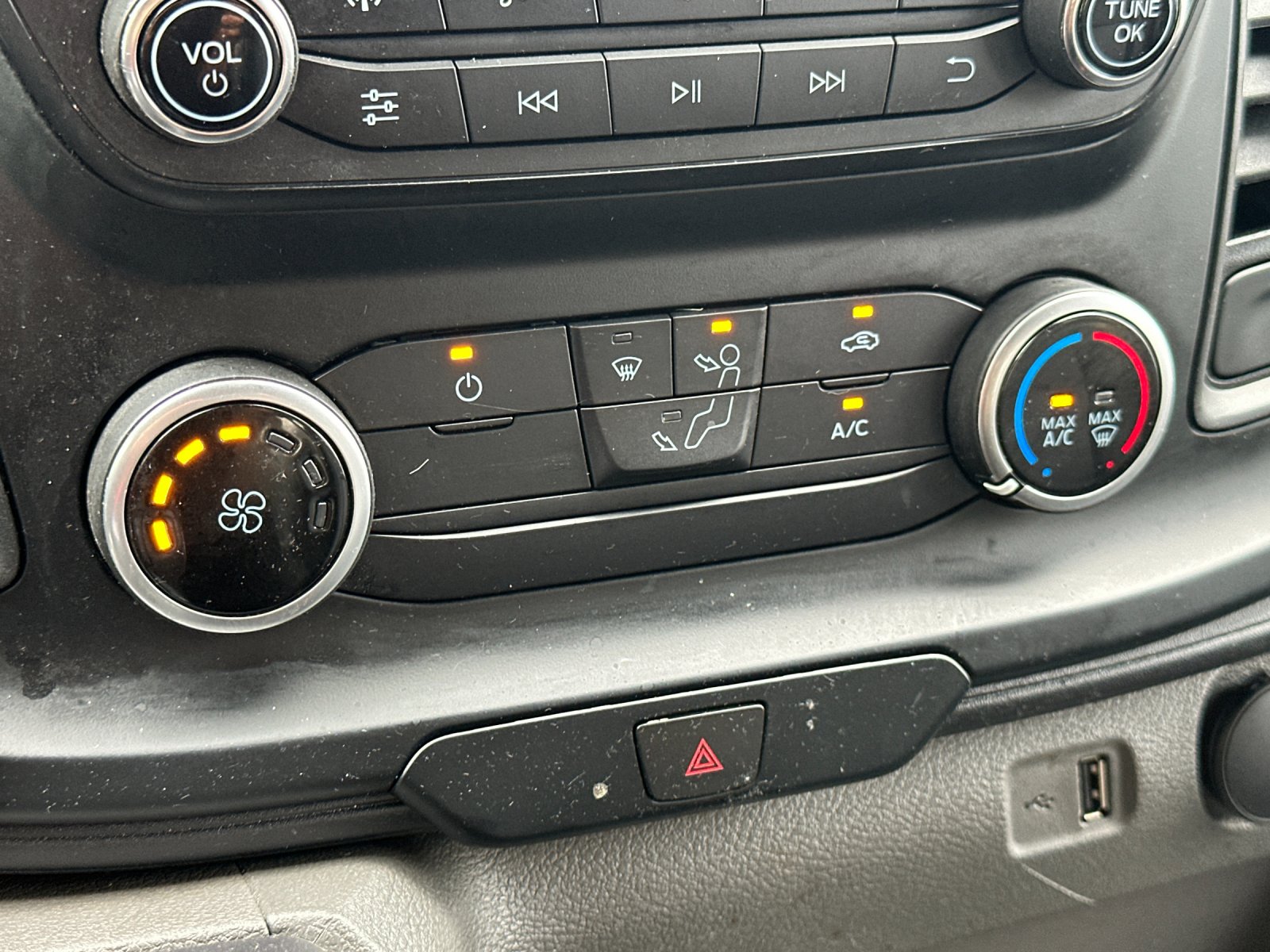 Used 2023 Black Ford Base image 18