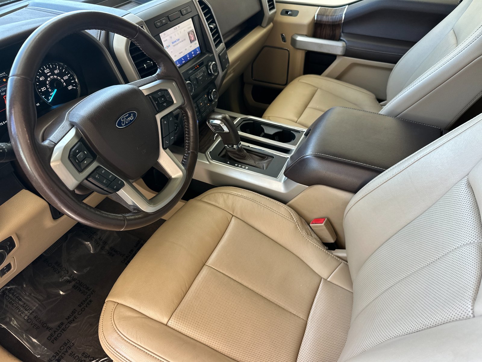 Used 2020 White Ford Lariat image 9