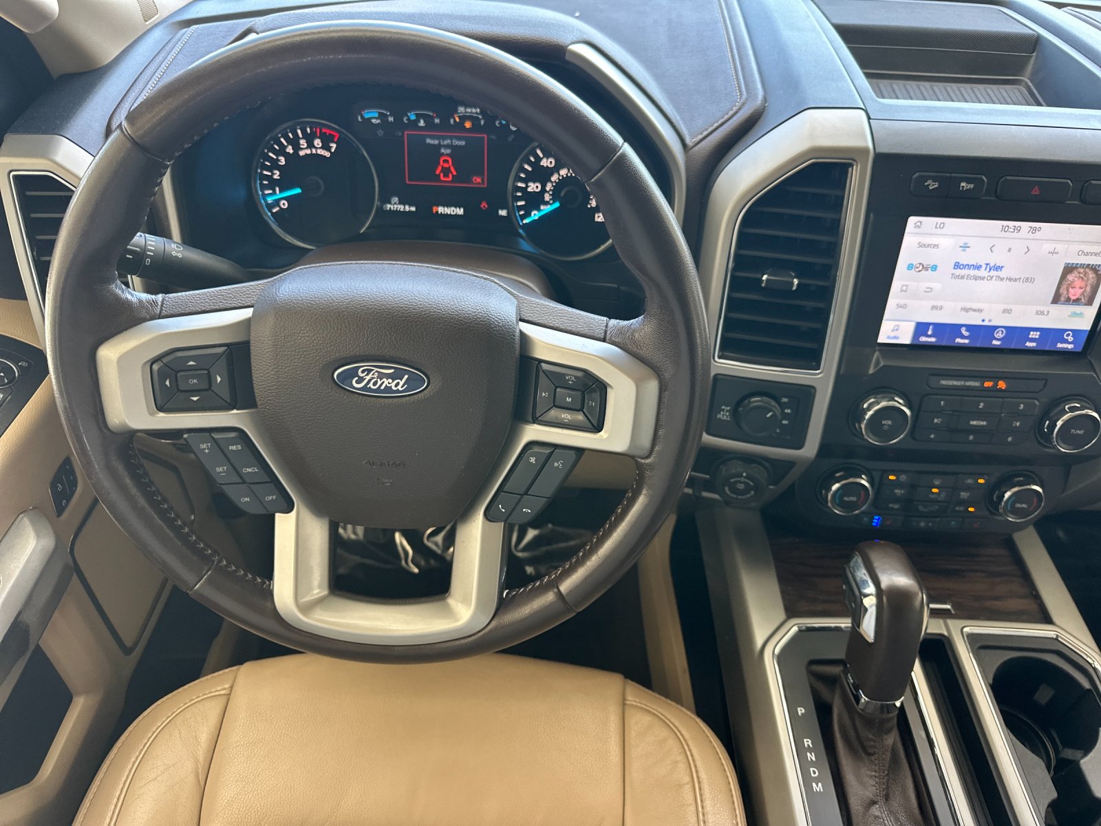 Used 2020 White Ford Lariat image 13