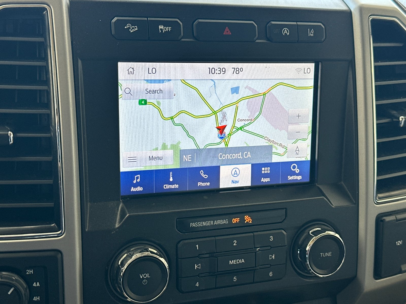 Used 2020 White Ford Lariat image 17