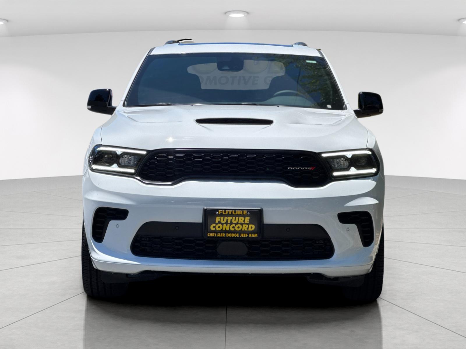 New 2026 White Knuckle Clear-Coat Exterior Paint Dodge GT Plus HEMI V8 image 9