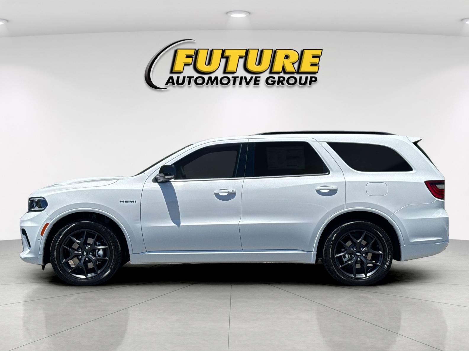 New 2026 White Knuckle Clear-Coat Exterior Paint Dodge GT Plus HEMI V8 image 7