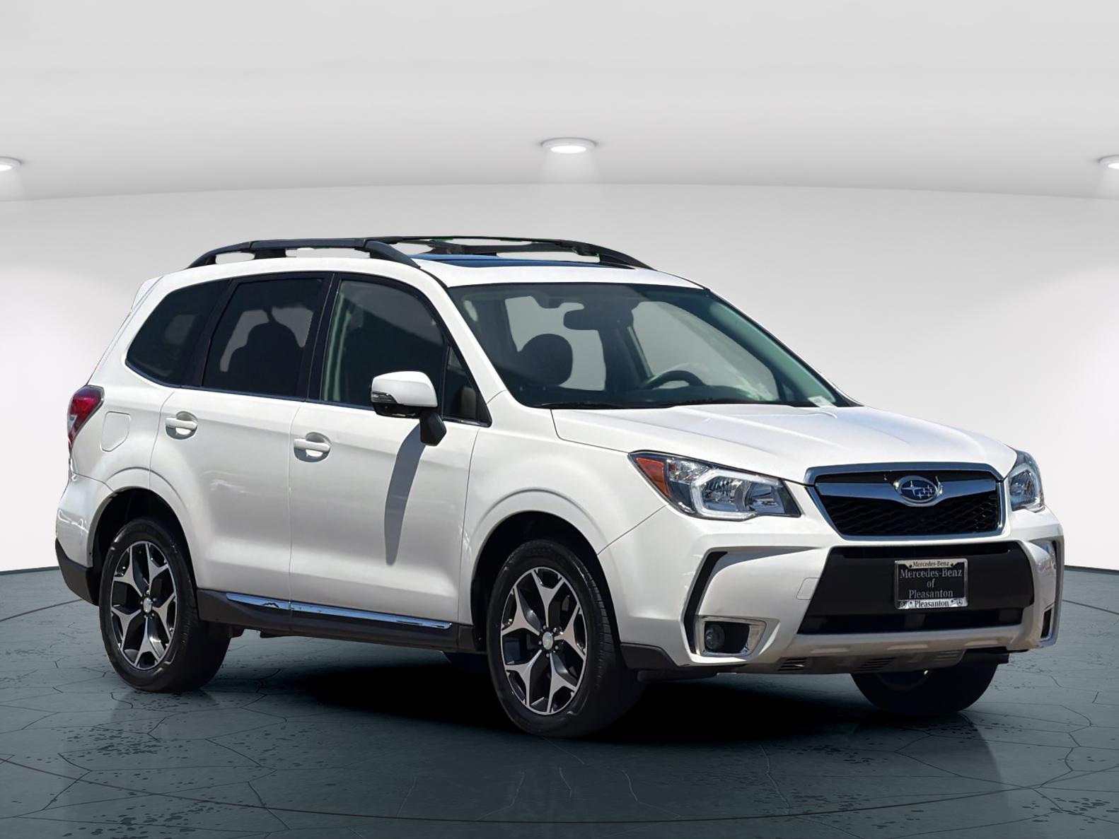 Used 2016 Crystal White Pearl Subaru 2.0XT Touring 4D Sport Utility image 9