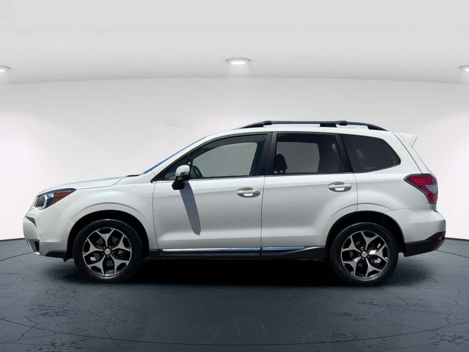 Used 2016 Crystal White Pearl Subaru 2.0XT Touring 4D Sport Utility image 4
