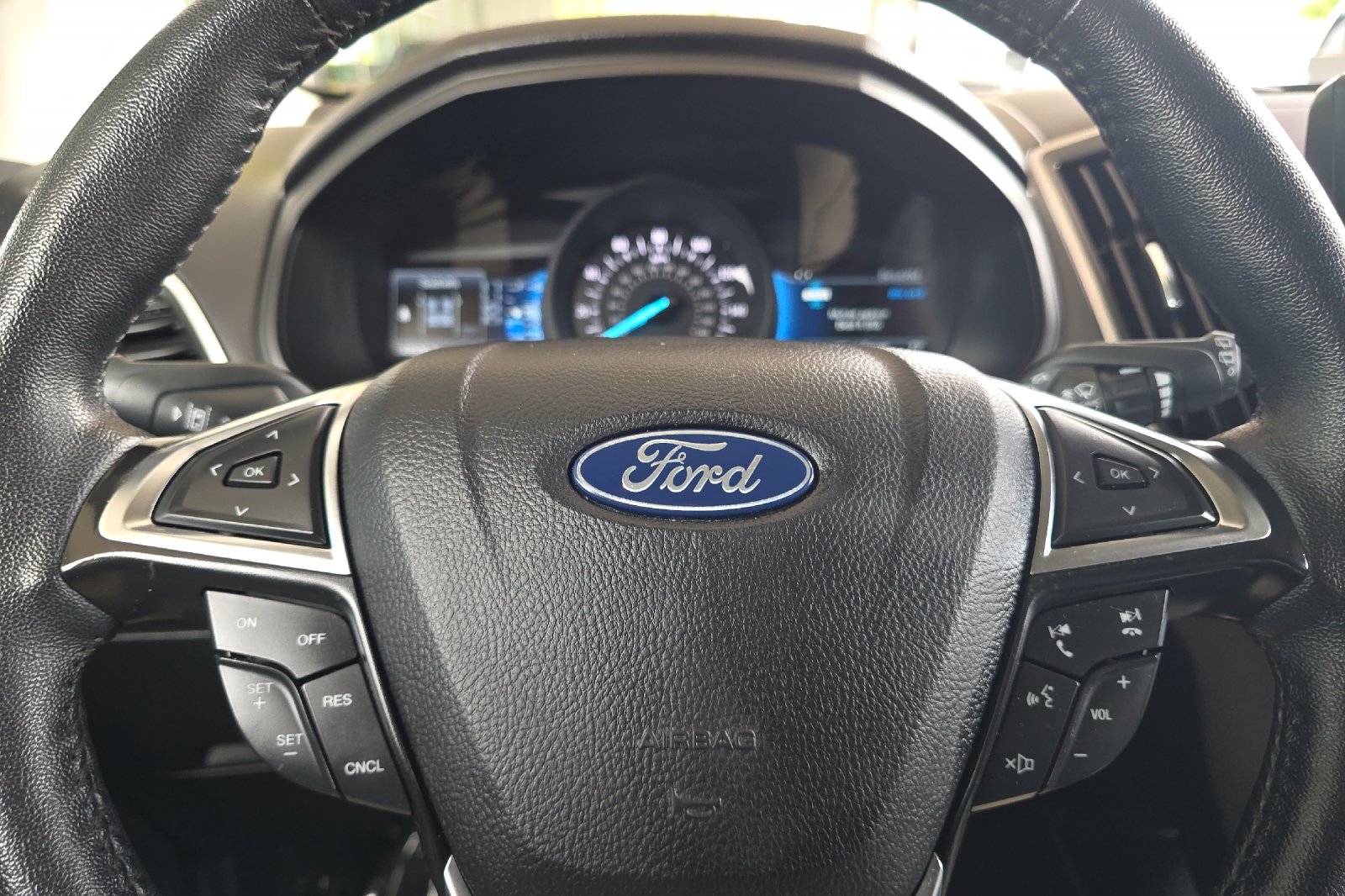 Used 2024 White Ford SEL image 23