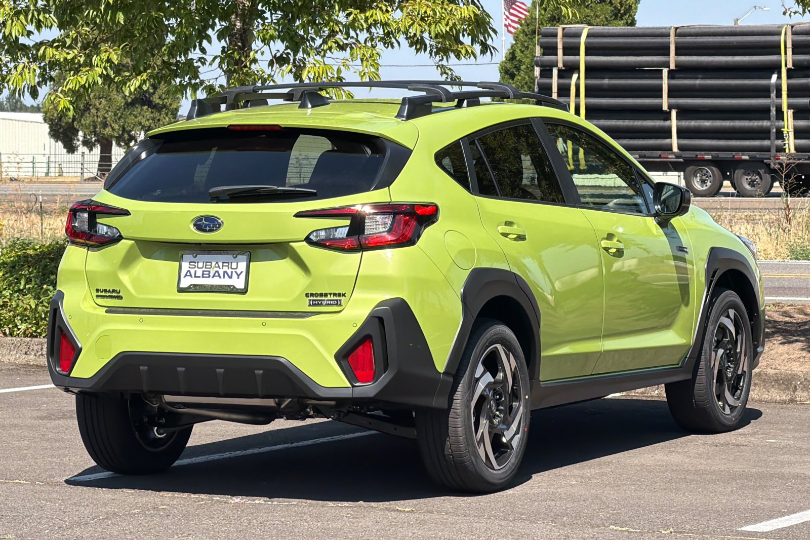 New 2026 CITRON YELLOW PEARL Subaru Limited Hybrid image 4
