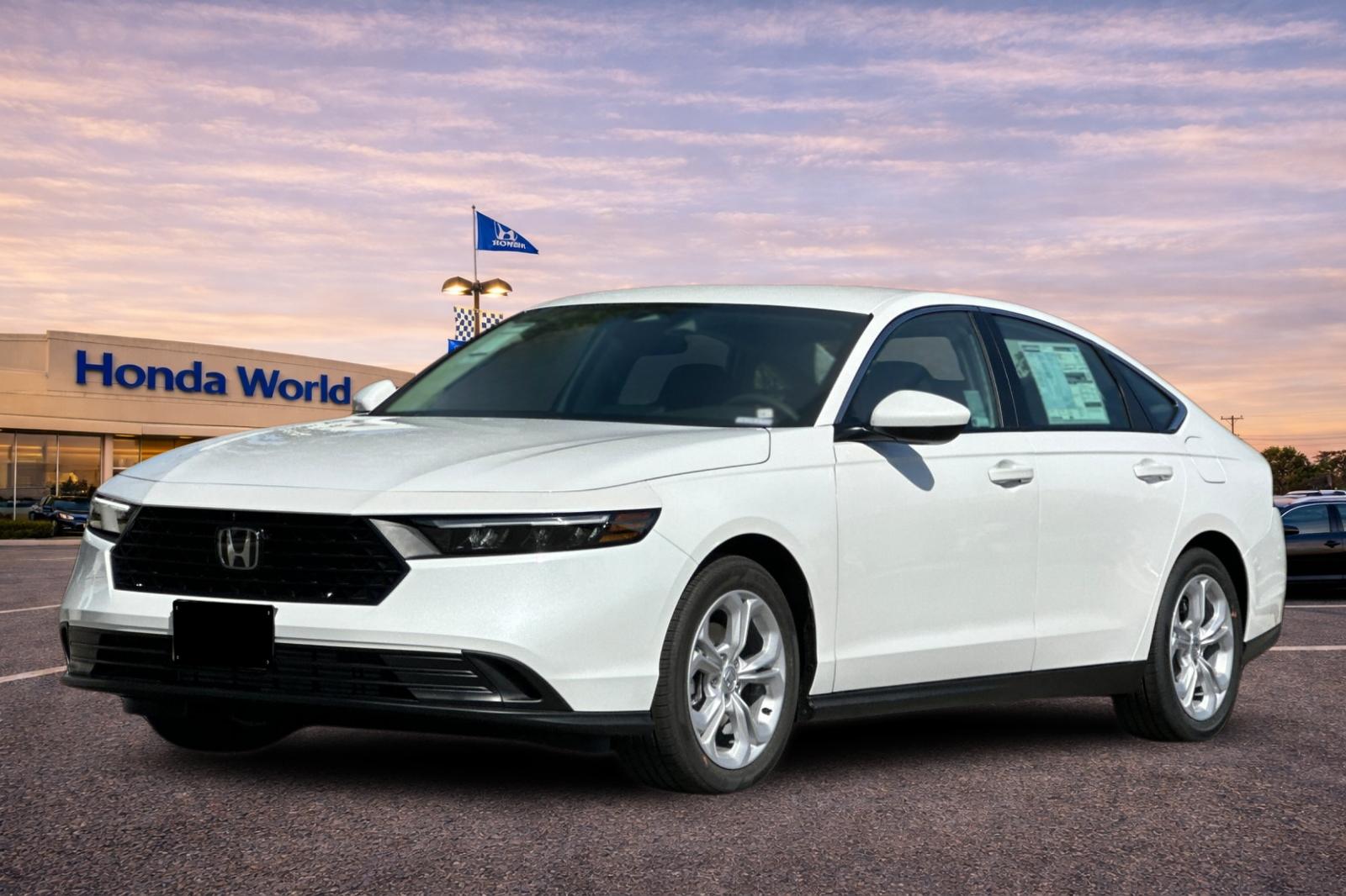 New 2026 Platinum White Pearl Honda LX image 8