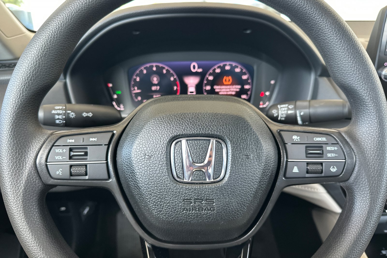 New 2026 Platinum White Pearl Honda LX image 25