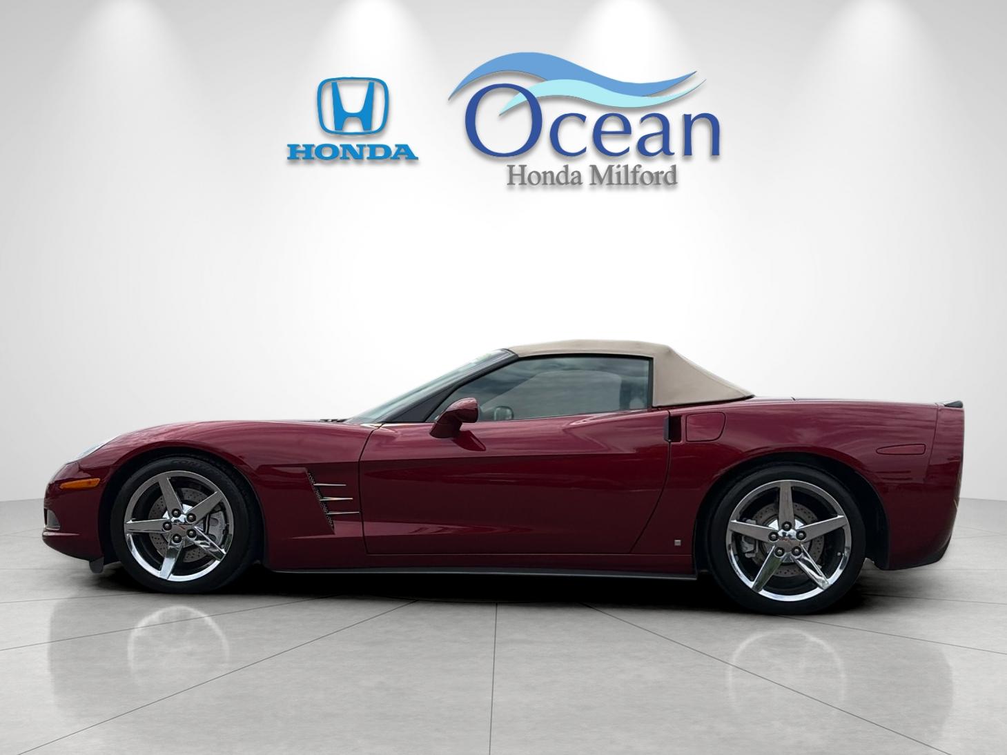 Used 2007 Monterey Red Chevrolet Base image 6