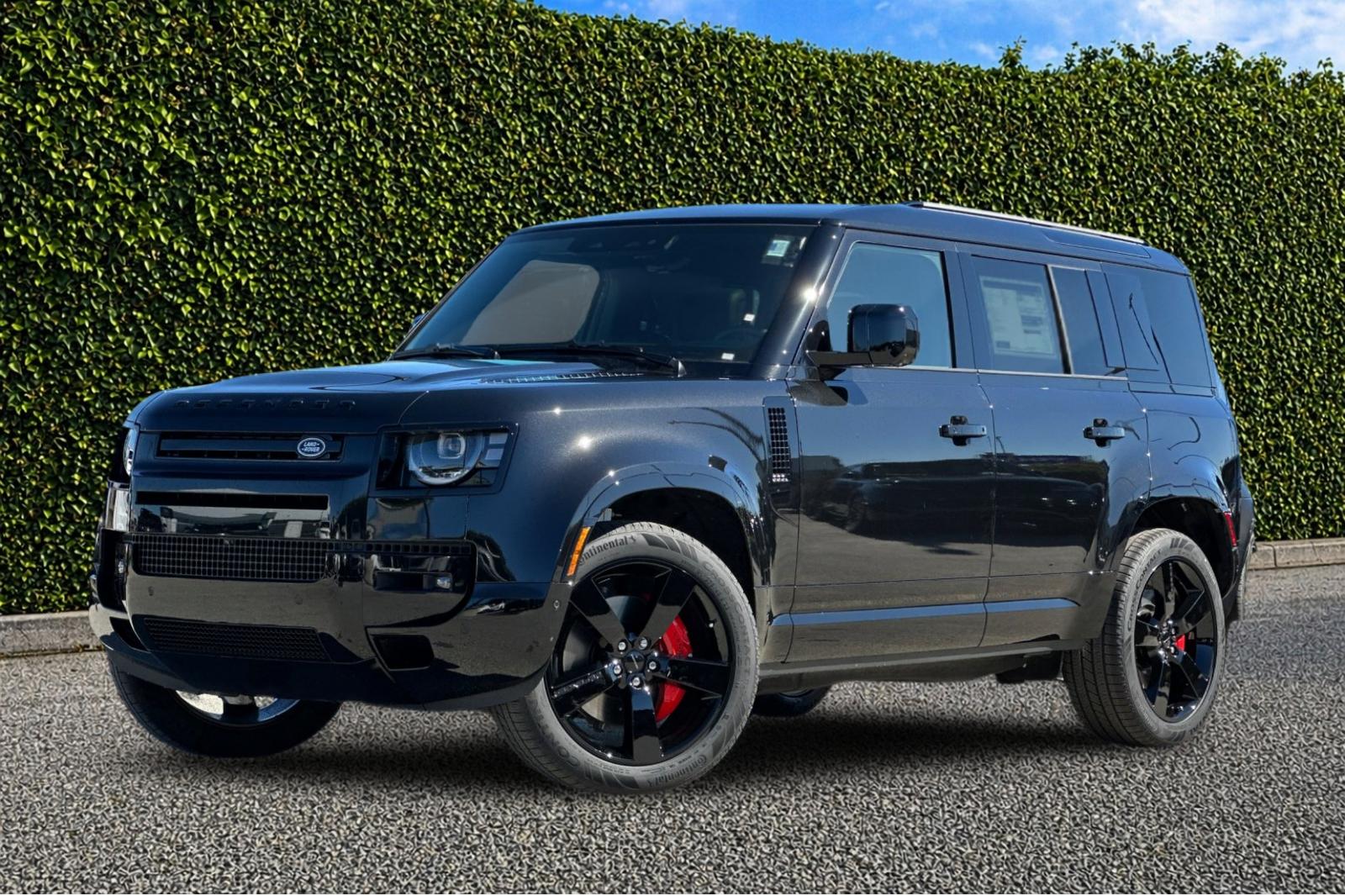 2026 Land Rover Defender 110 X-Dynamic SE