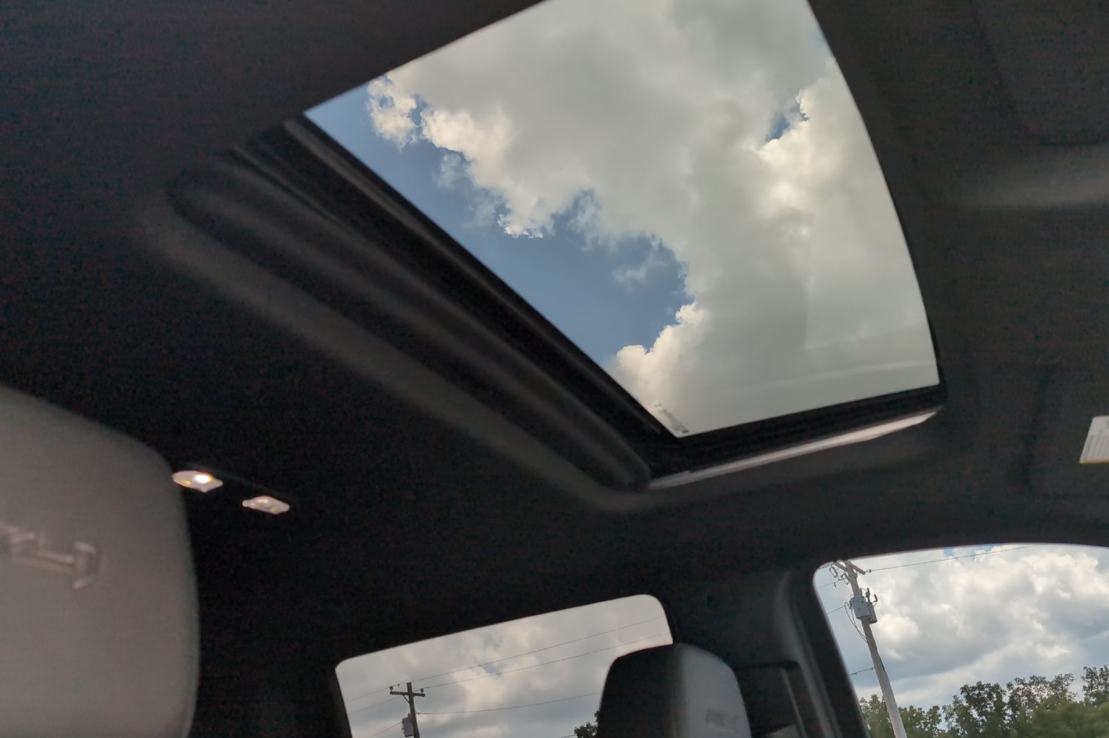 Used 2025 Gray GMC AT4 image 17