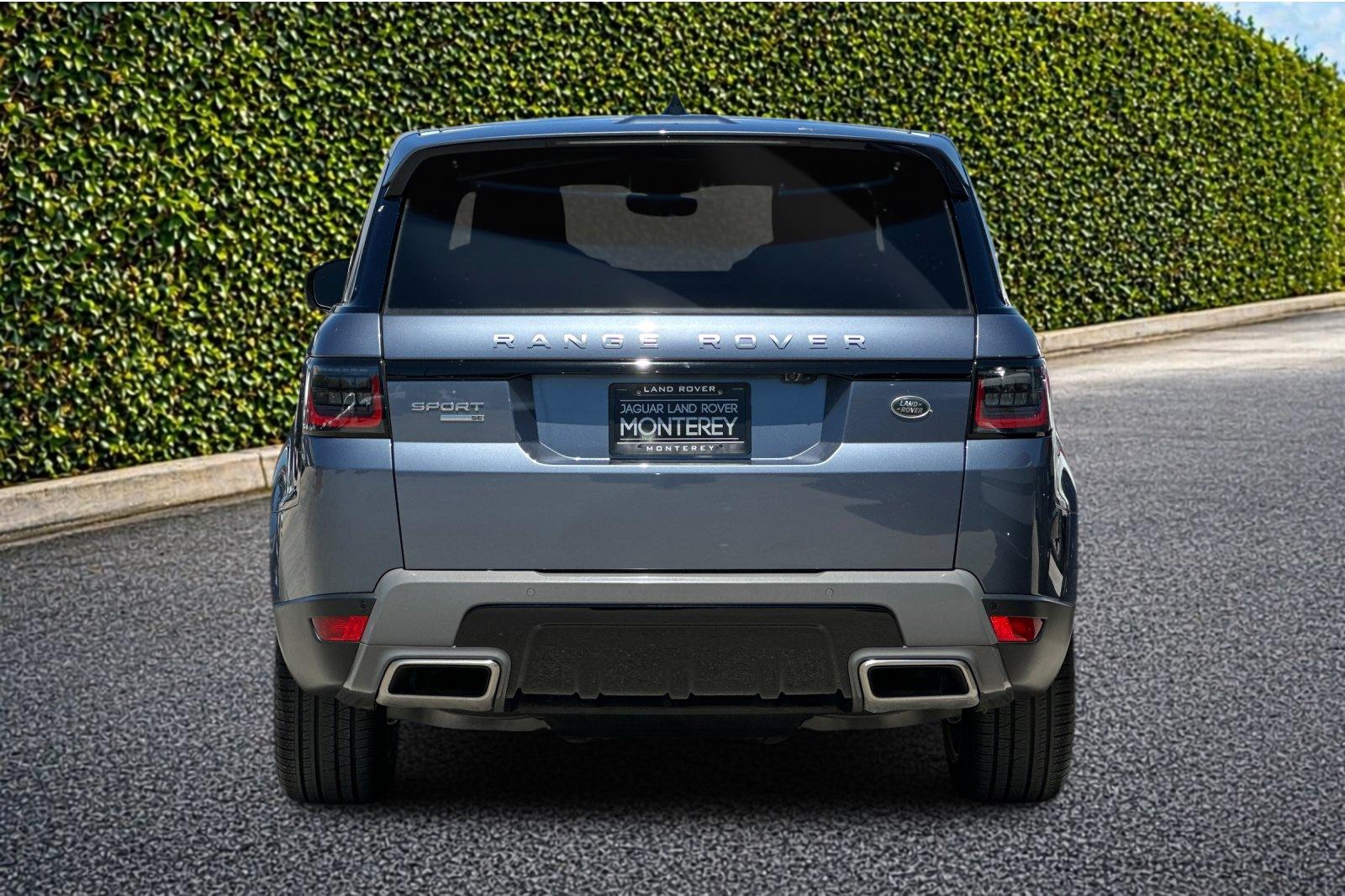 Used 2018  Land Rover SE image 5
