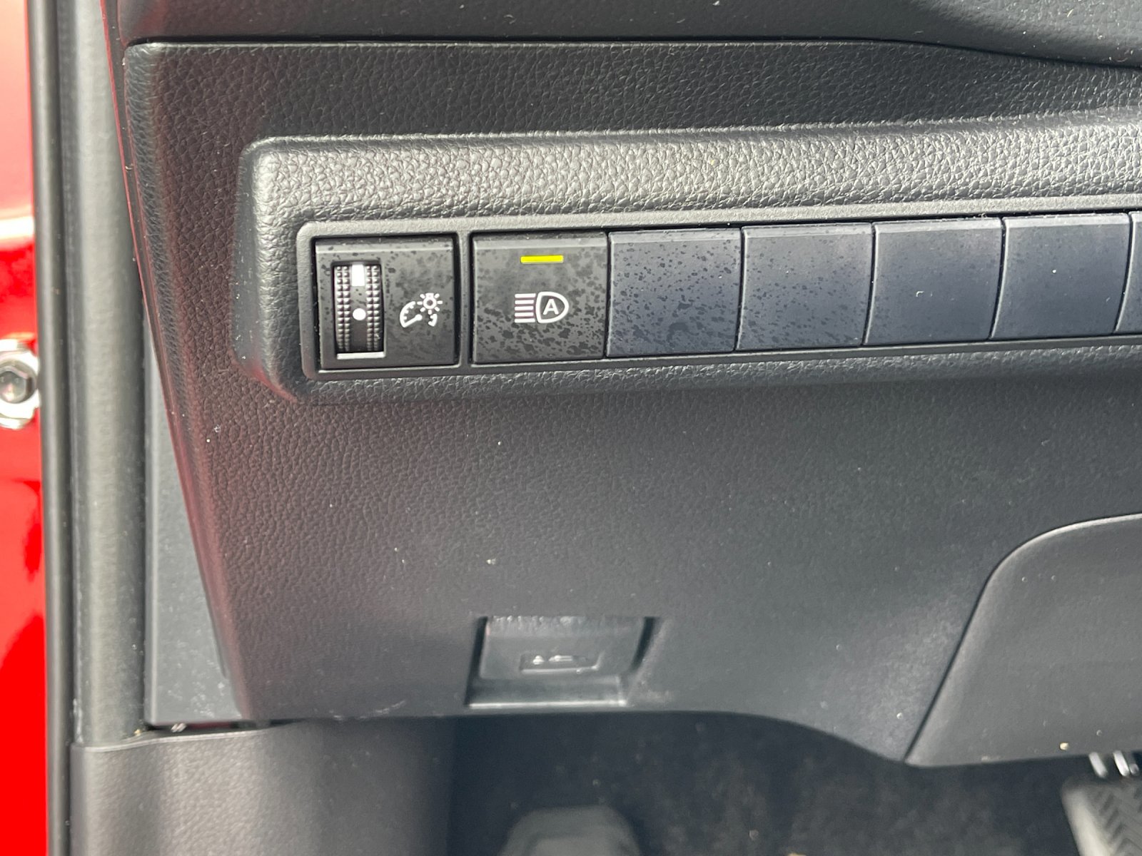 Used 2021 White Toyota XSE image 30