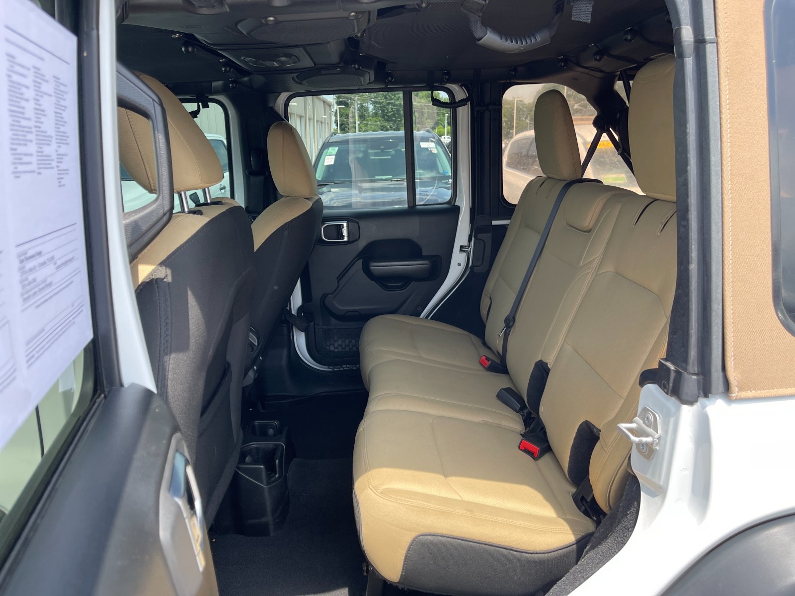 Used 2019 White Jeep Unlimited Sport S image 14