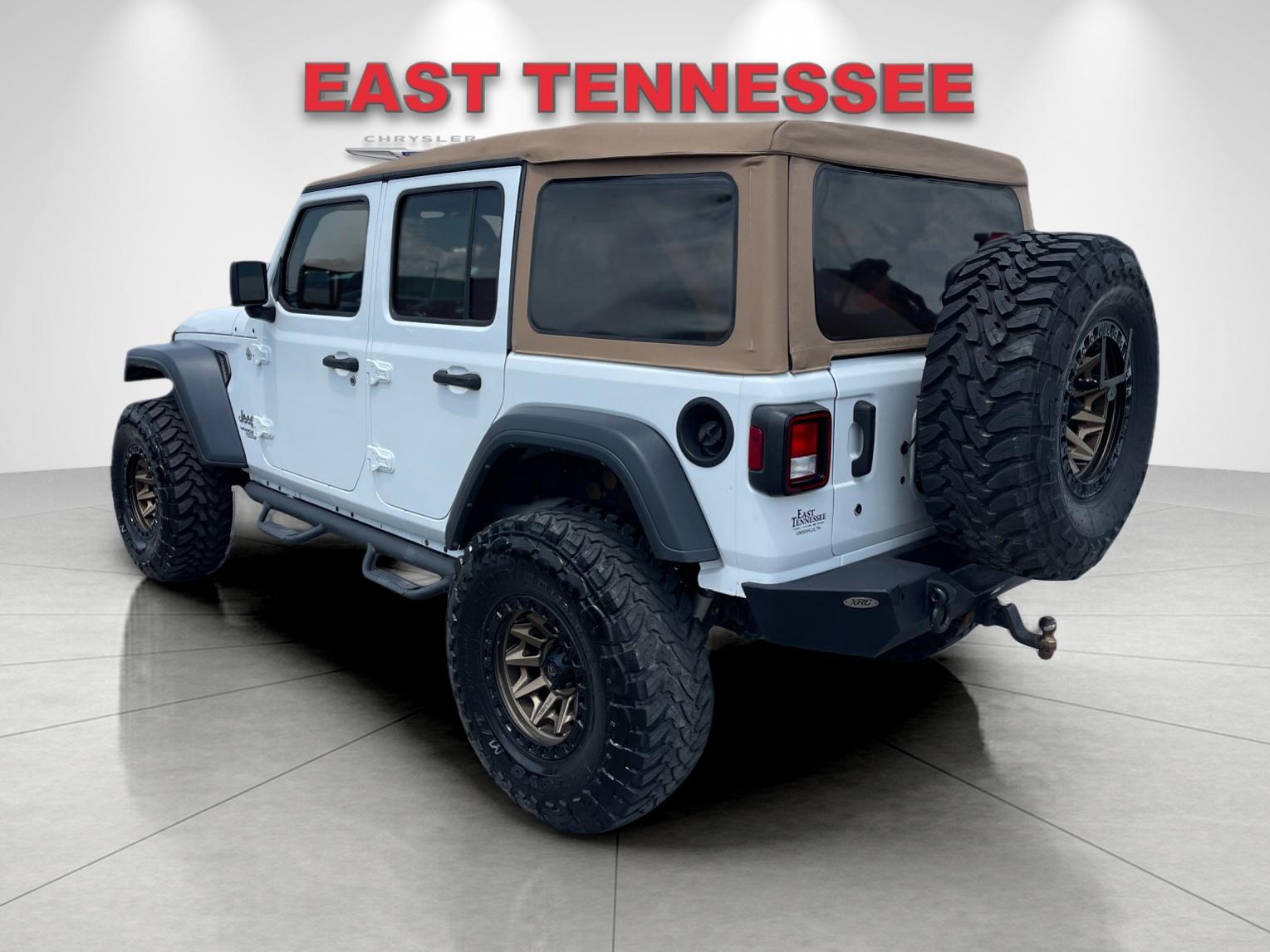 Used 2019 White Jeep Unlimited Sport S image 5