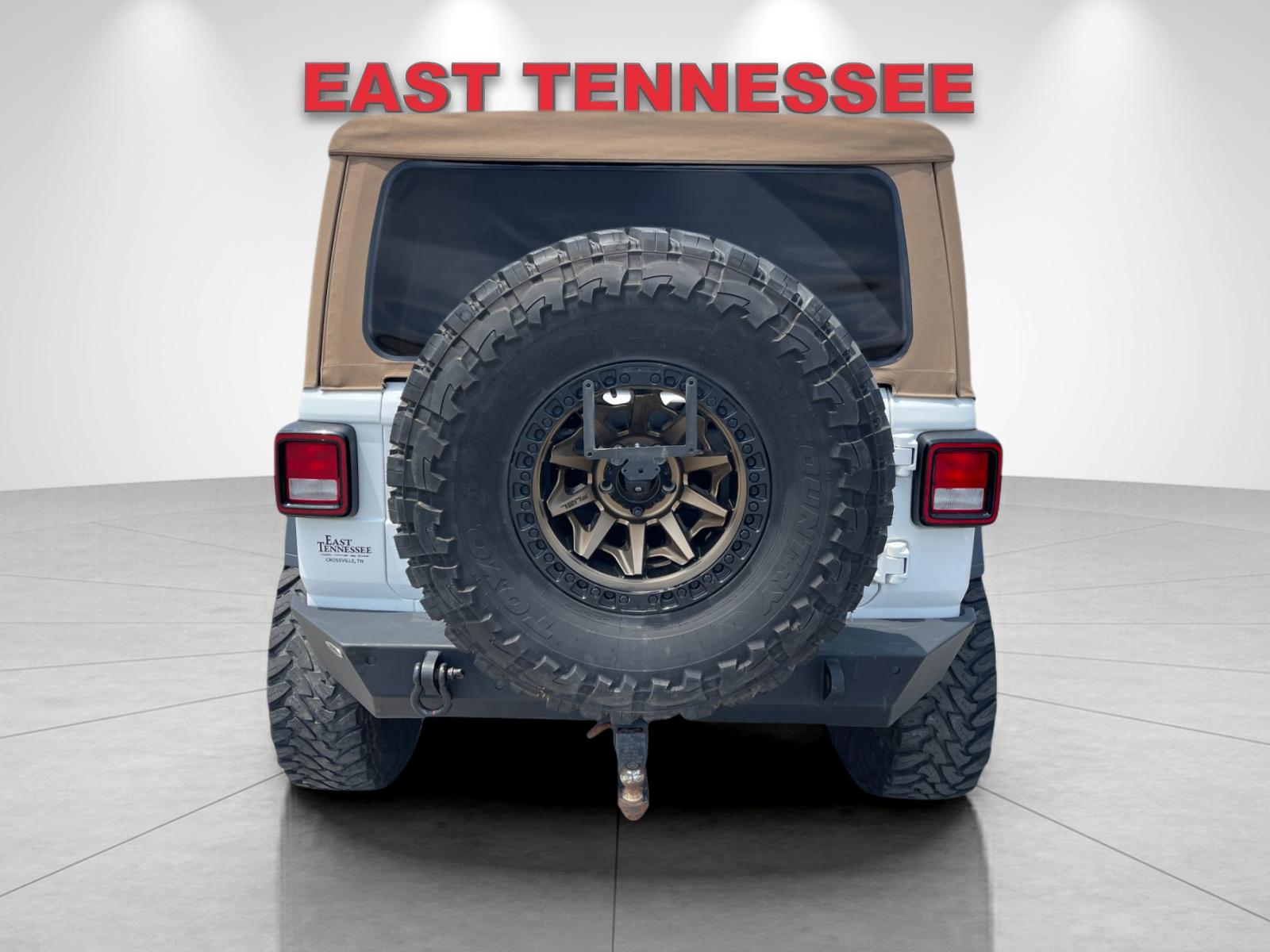 Used 2019 White Jeep Unlimited Sport S image 4