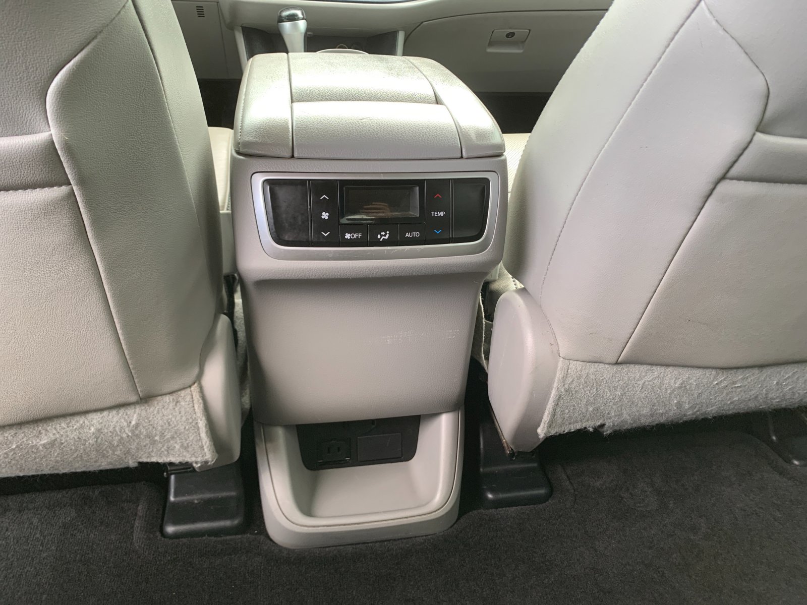Used 2016 Gray Toyota Limited image 16