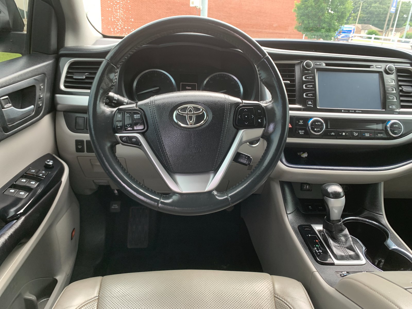 Used 2016 Gray Toyota Limited image 18