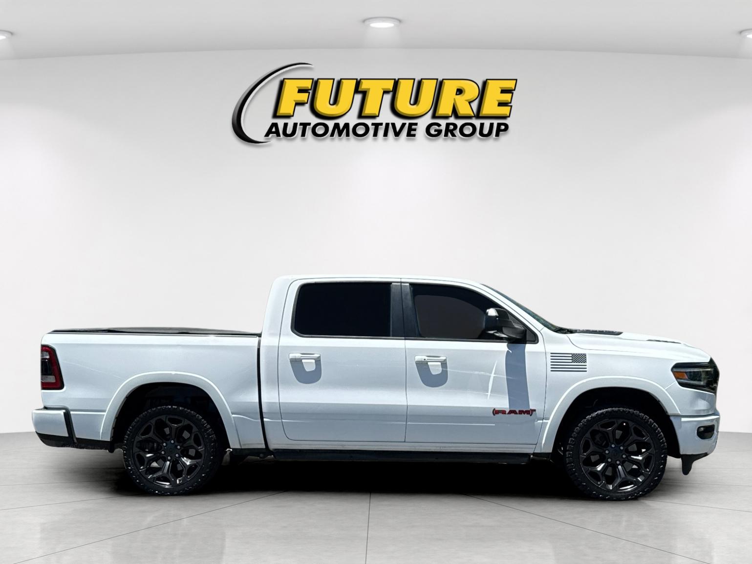 Used 2022 White Ram Limited image 3