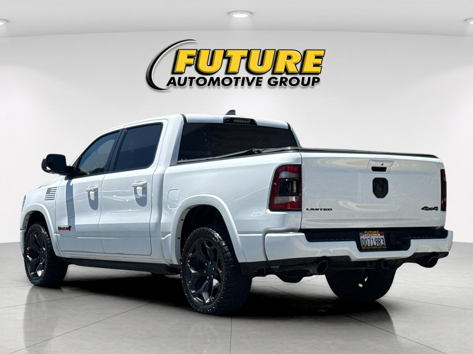 Used 2022 White Ram Limited image 6