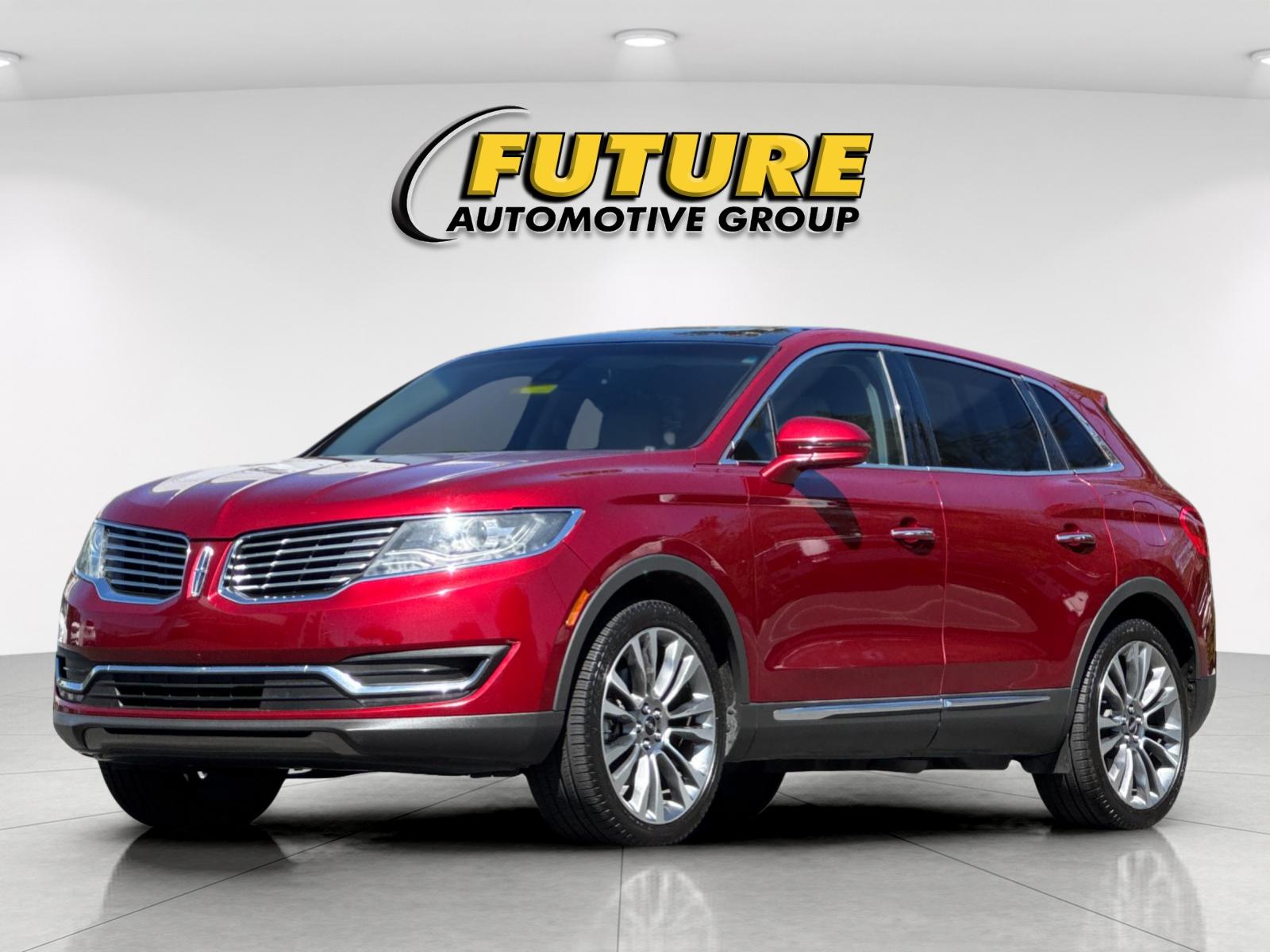 Used 2016 Red Lincoln Reserve image 8