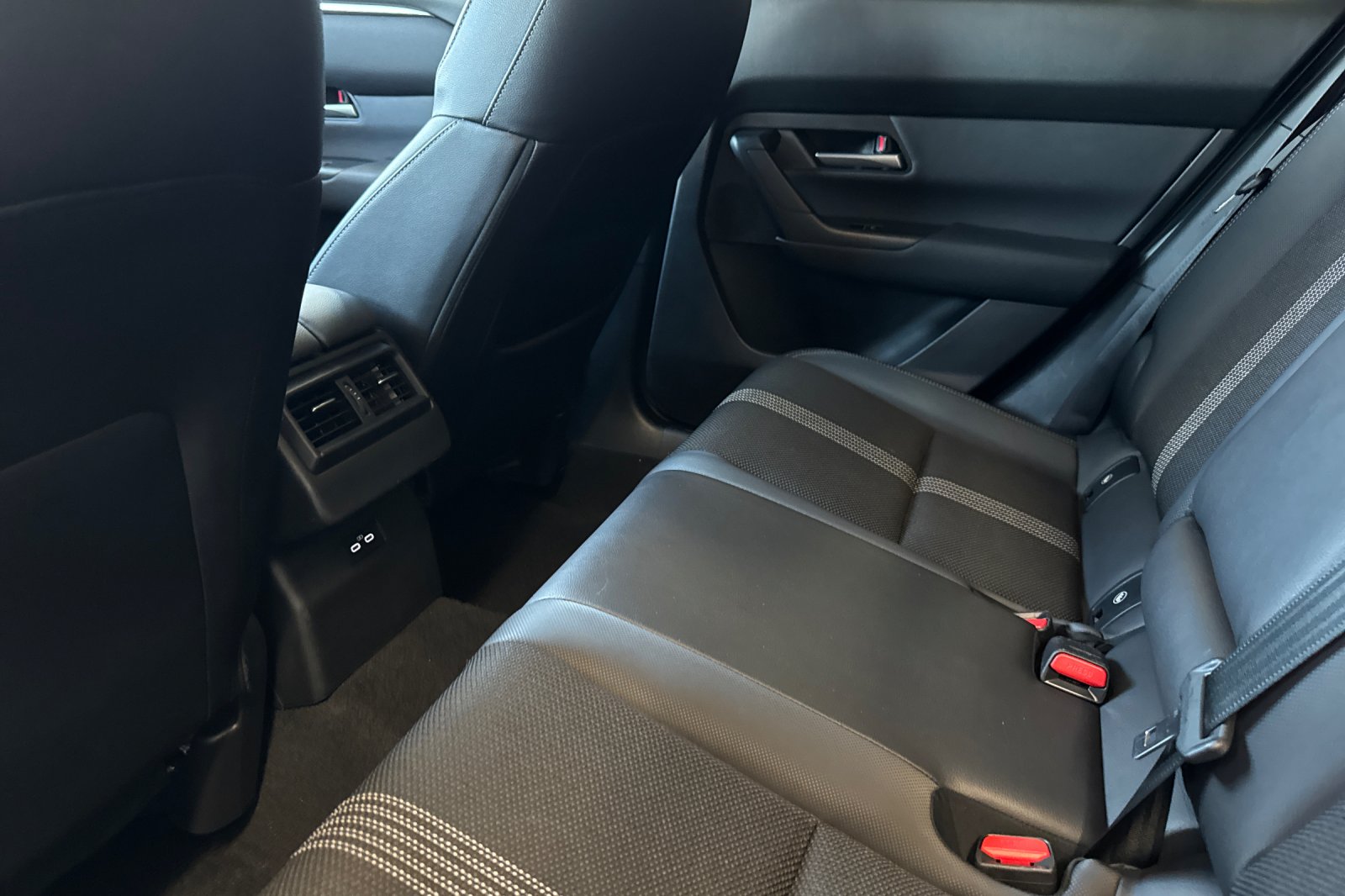 Used 2025 Machine Gray Mazda 2.5 S Preferred Package image 12