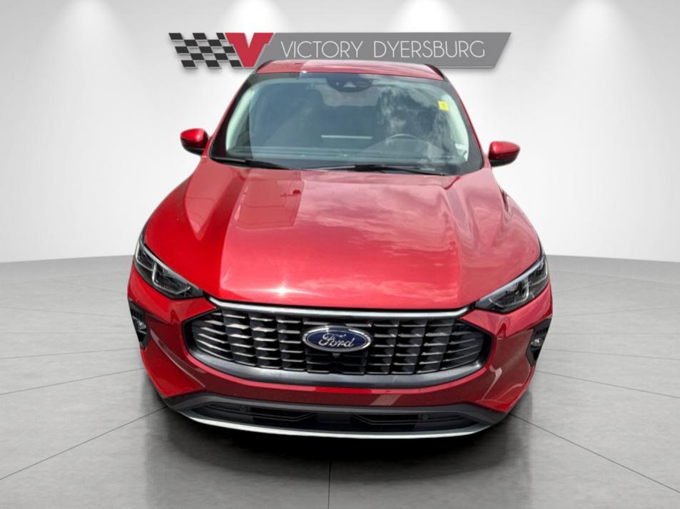 Used 2024  Ford Platinum image 9