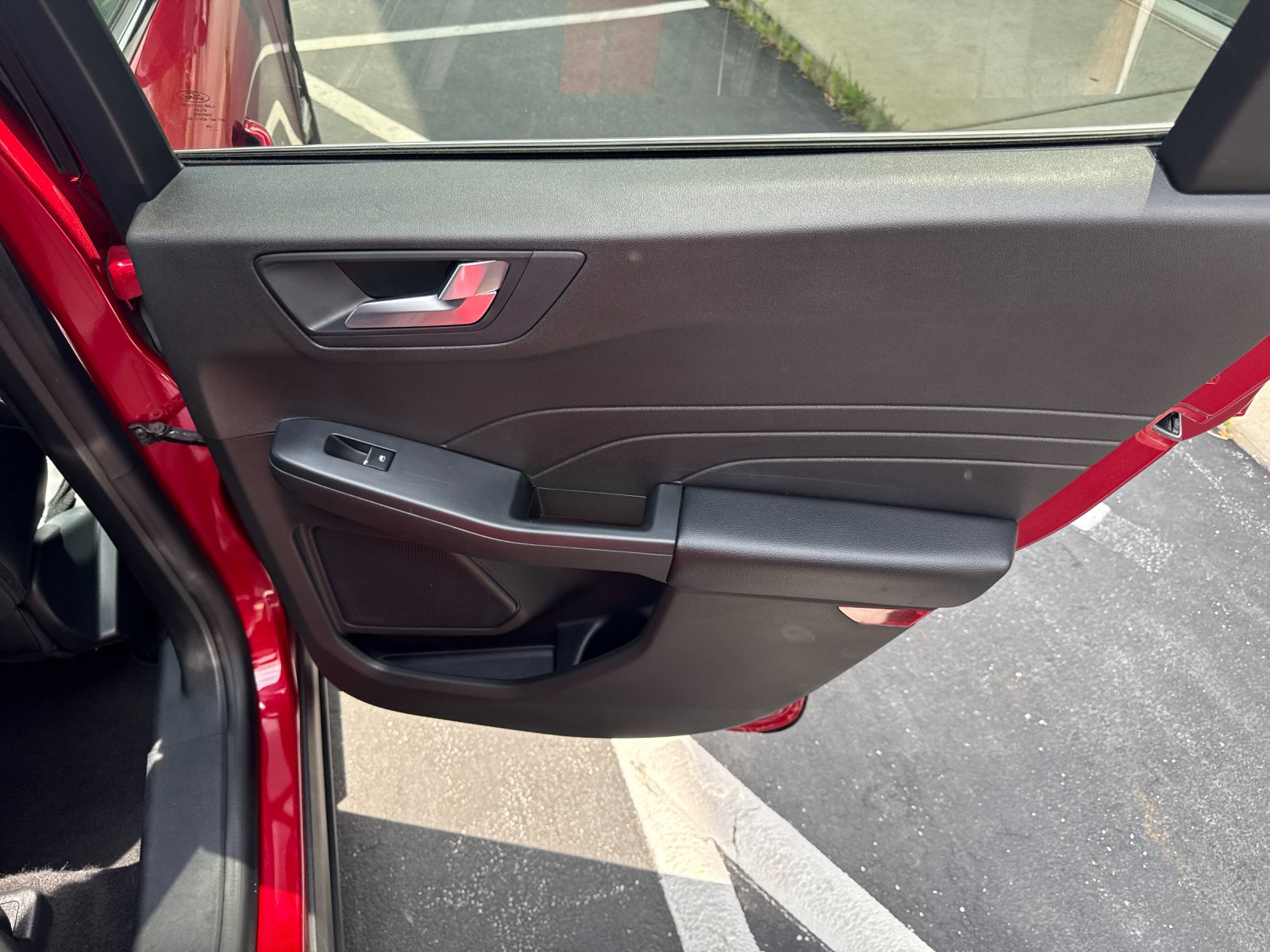Used 2024  Ford Platinum image 28