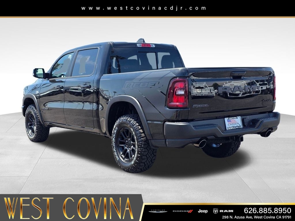 New 2026 Diamond Black Crystal Pearl-Coat Exterior Paint RAM Rebel image 7